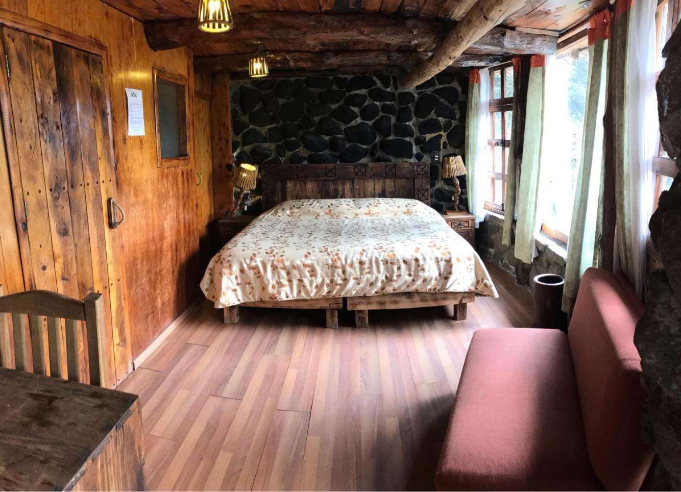 Double Room - Photo 4