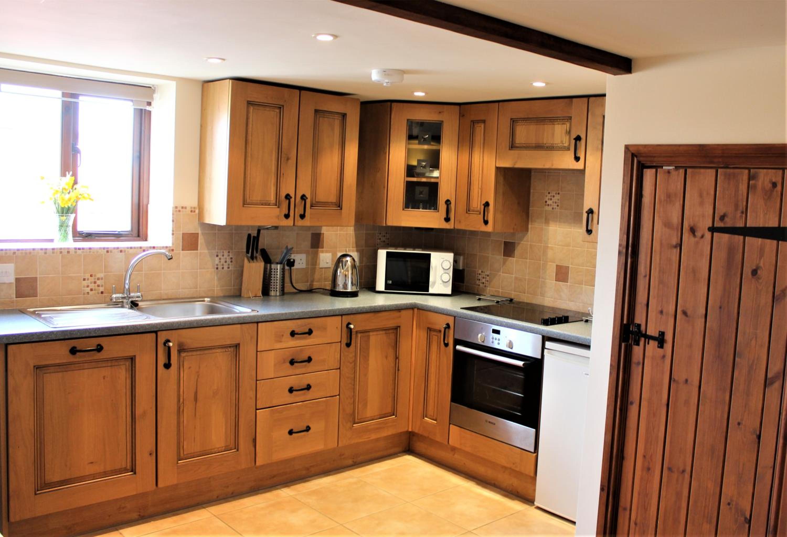 Two-Bedroom Apartment - Pets allowed - Photo 4