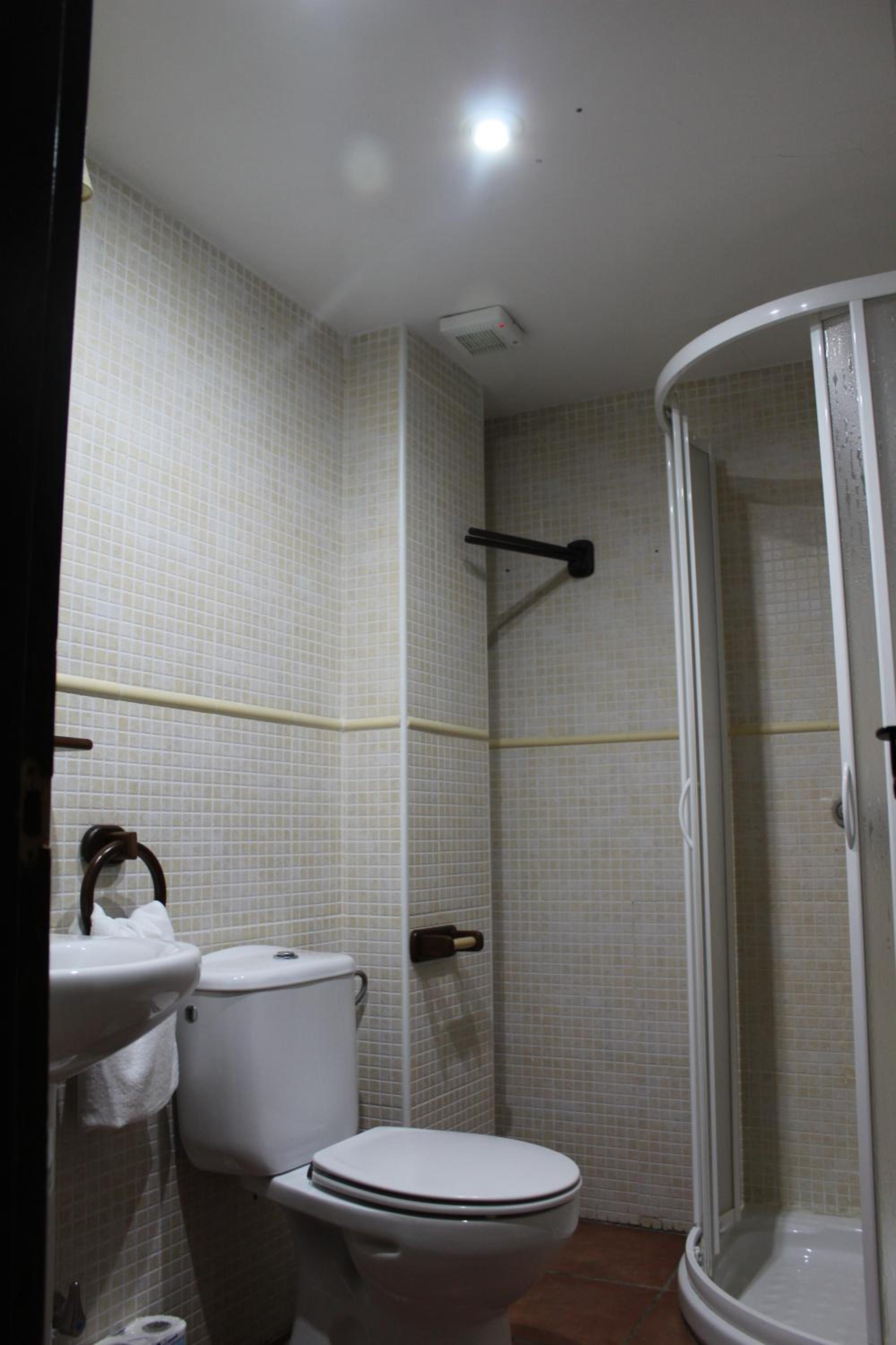 One-Bedroom Apartment with Mountain View photo 2