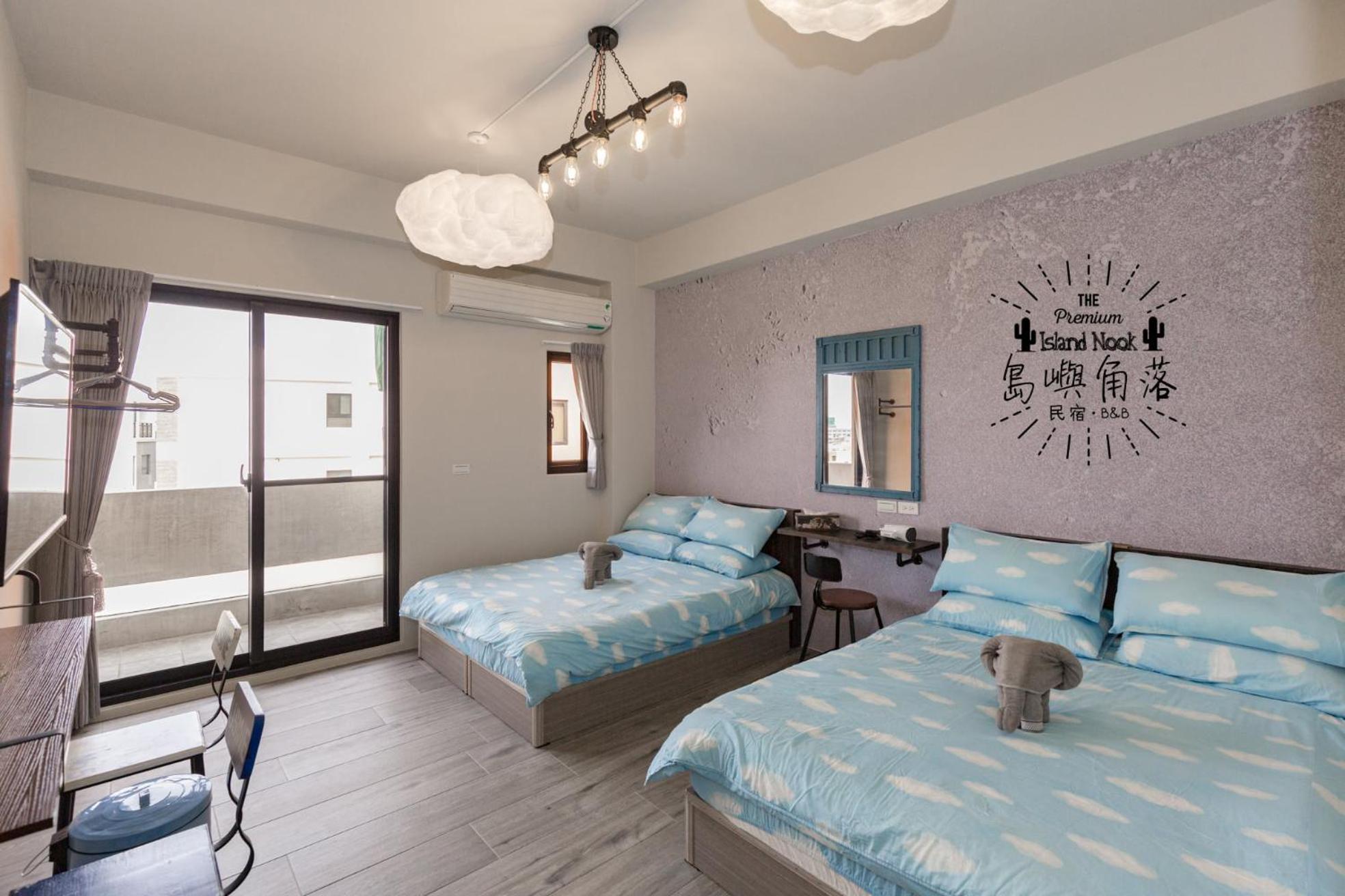 Quadruple Room with Balcony