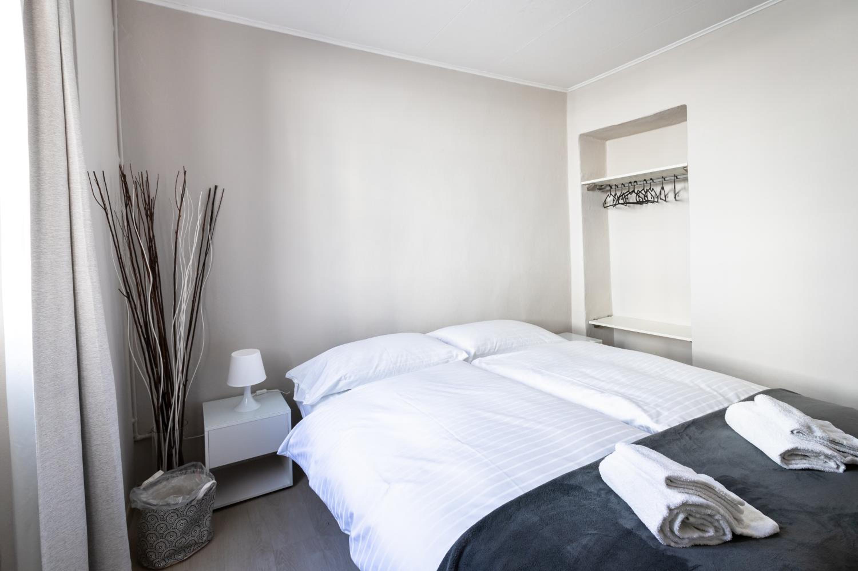 Twin Room - Photo 1