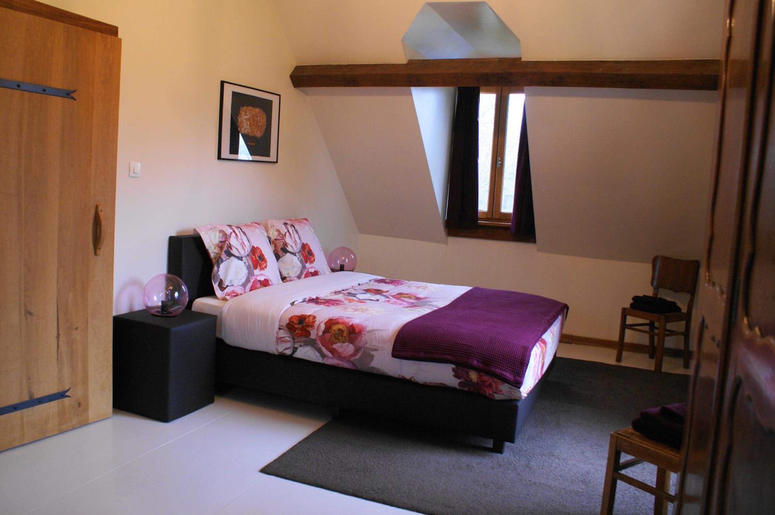 Double Room with Shared Bathroom photo 2