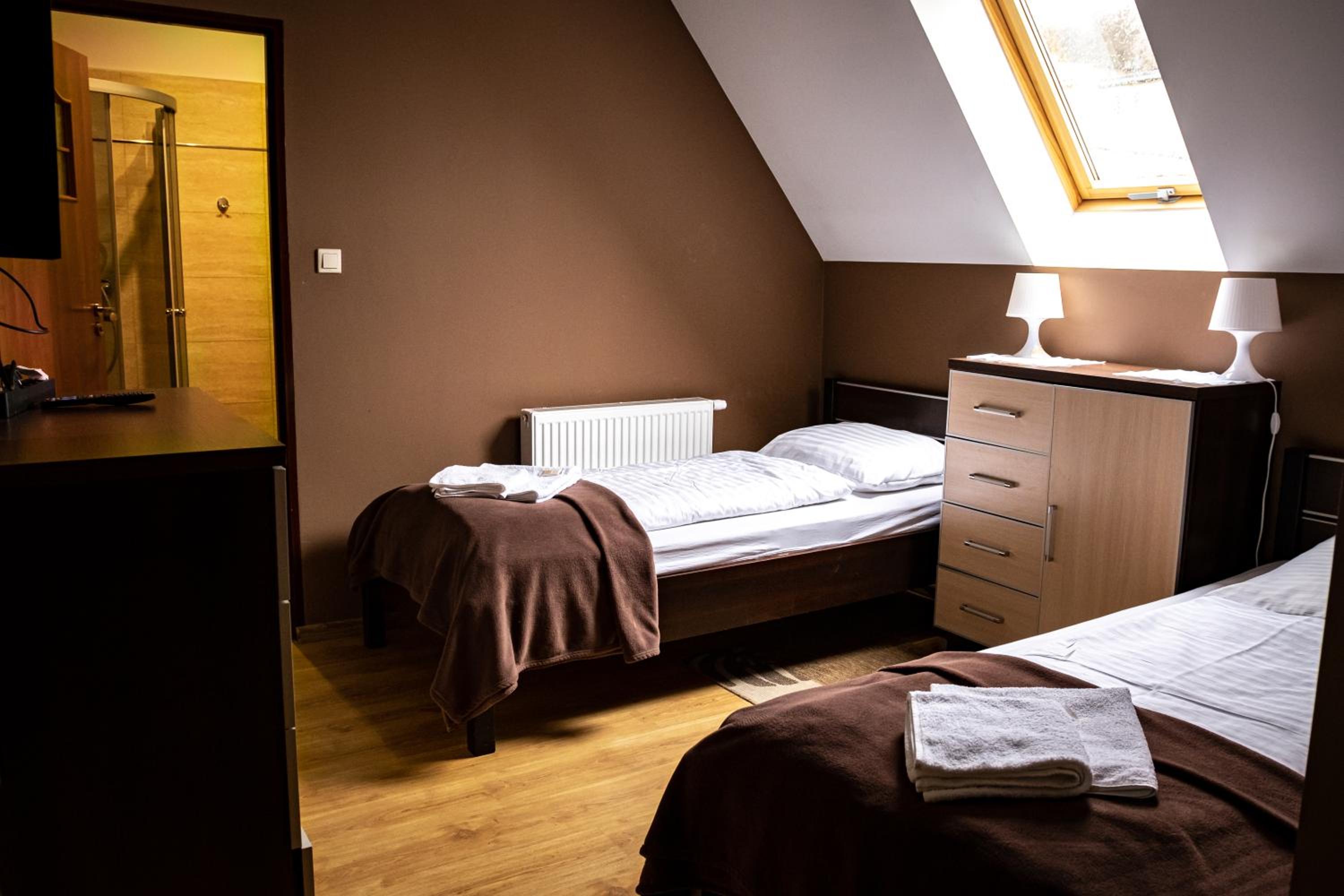 Double or Twin Room - Photo 2