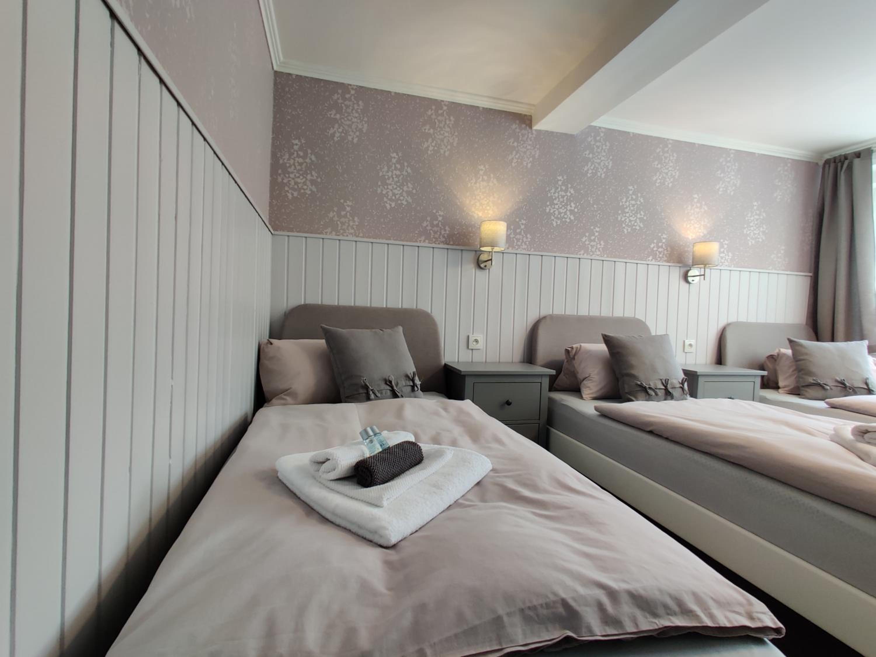 Triple Room - Photo 5