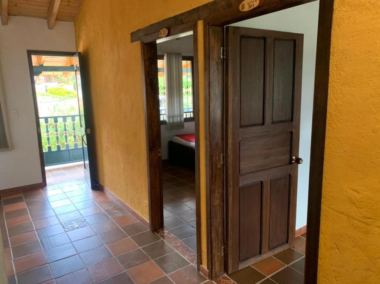 Apartment With Shared Bathroom