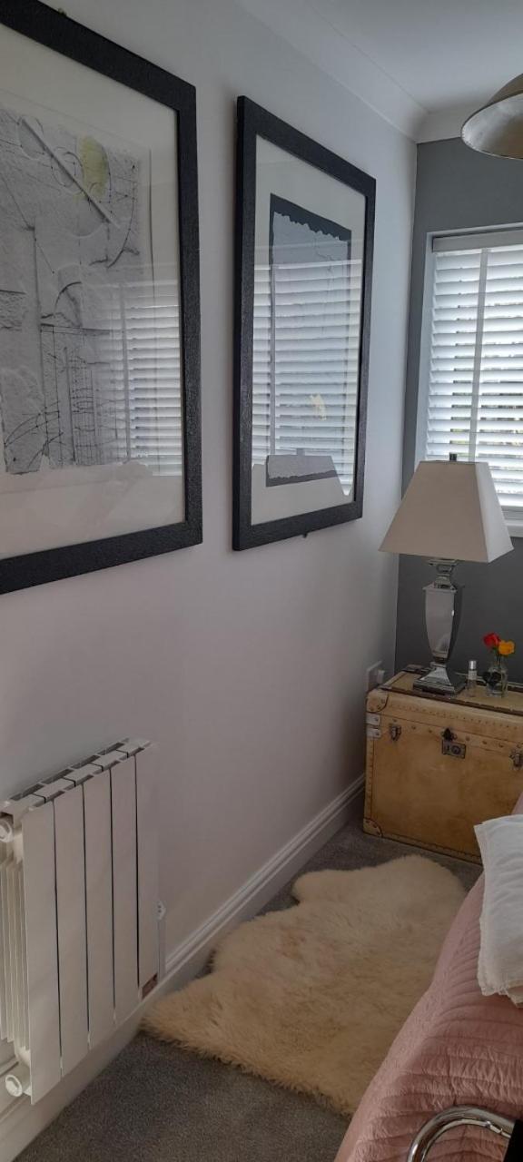 One-Bedroom Apartment - Photo 1