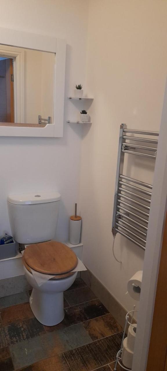 One-Bedroom Apartment - Photo 11