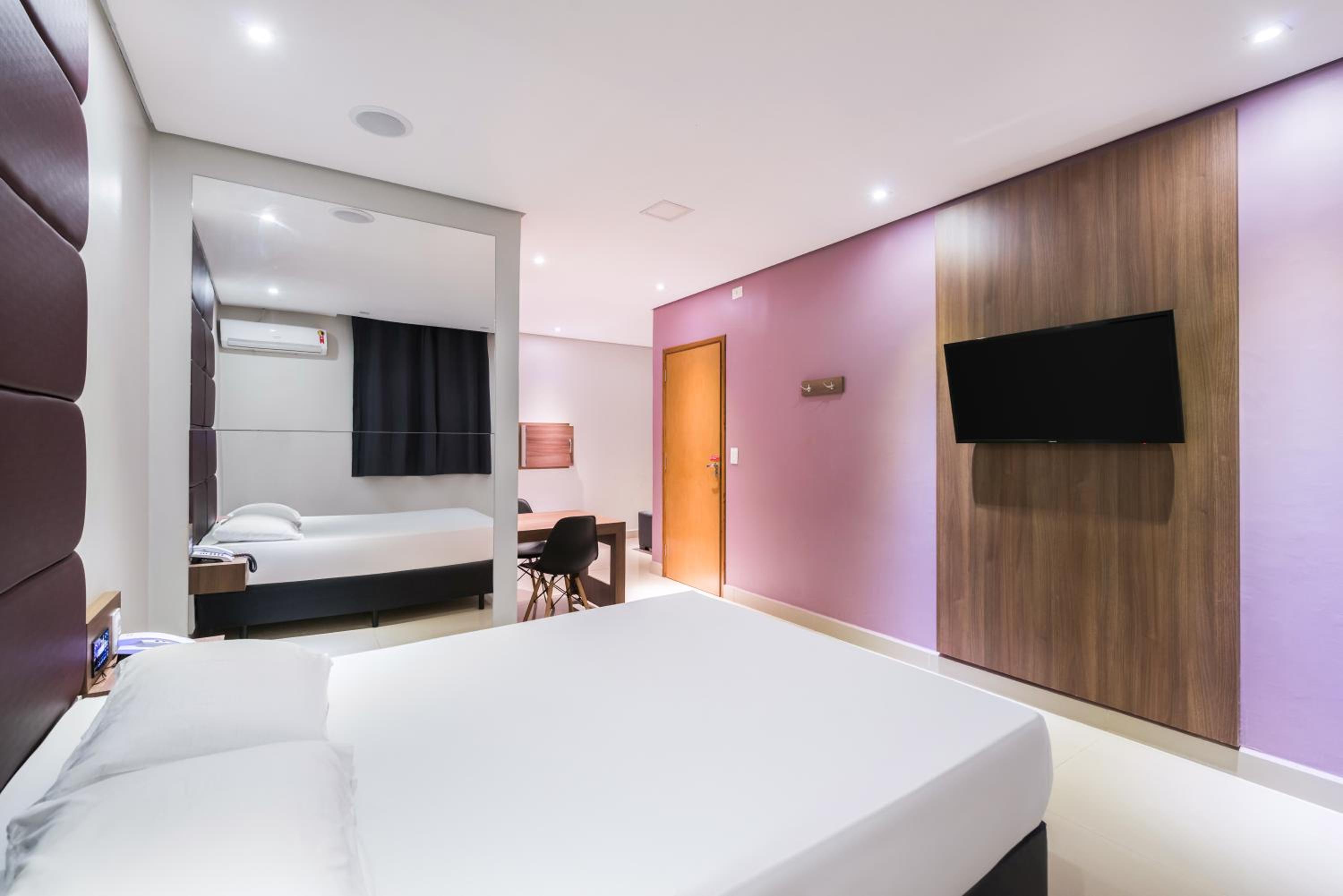 Double Room - Photo 9