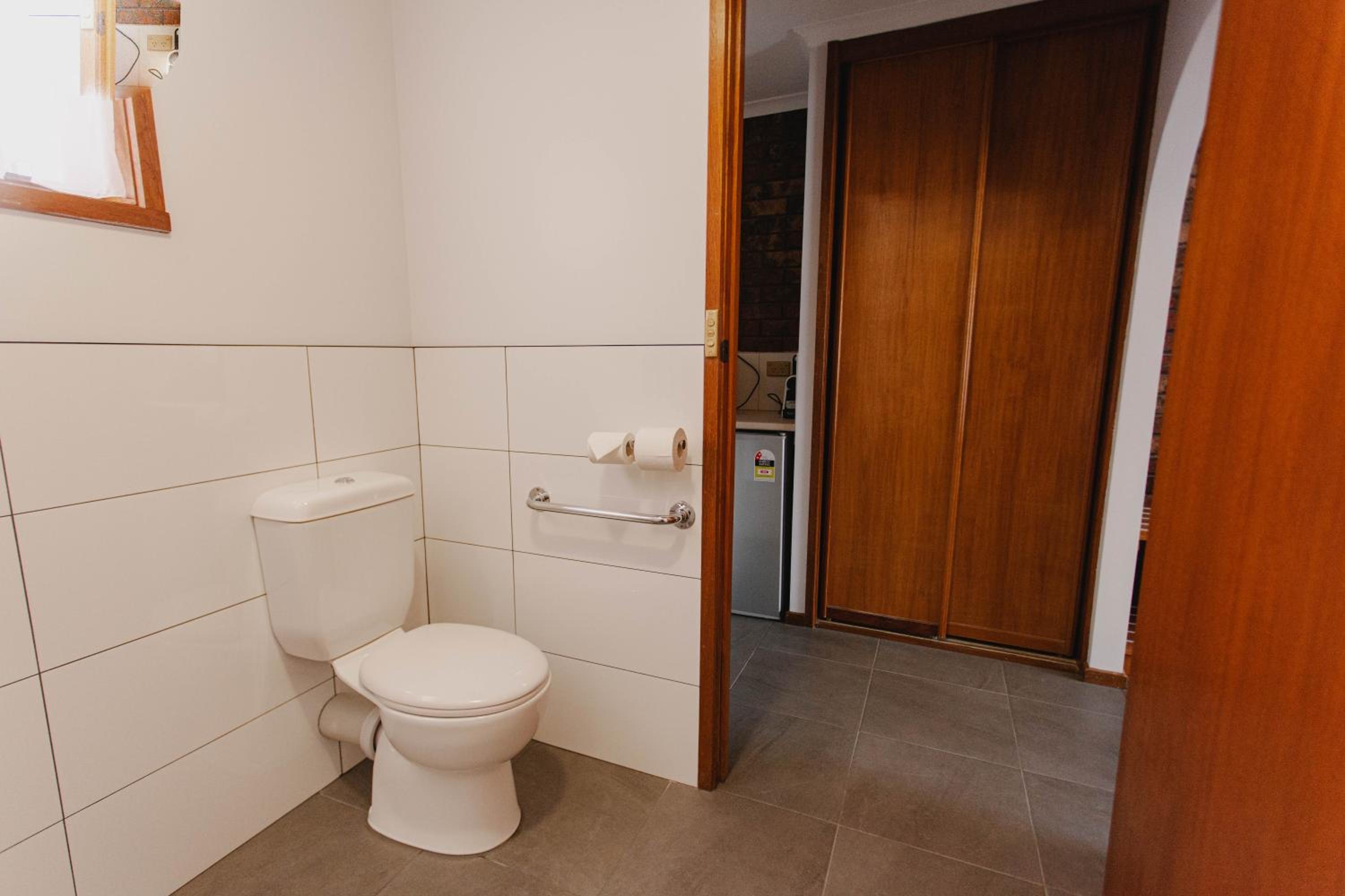 Double Room - Disability Access - Photo 2