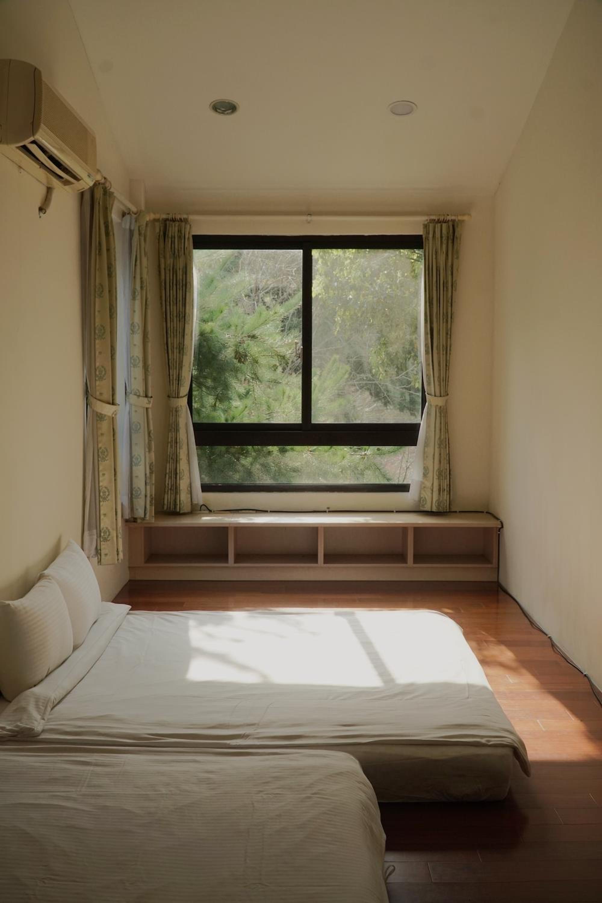 Japanese-Style Quadruple Room photo 3
