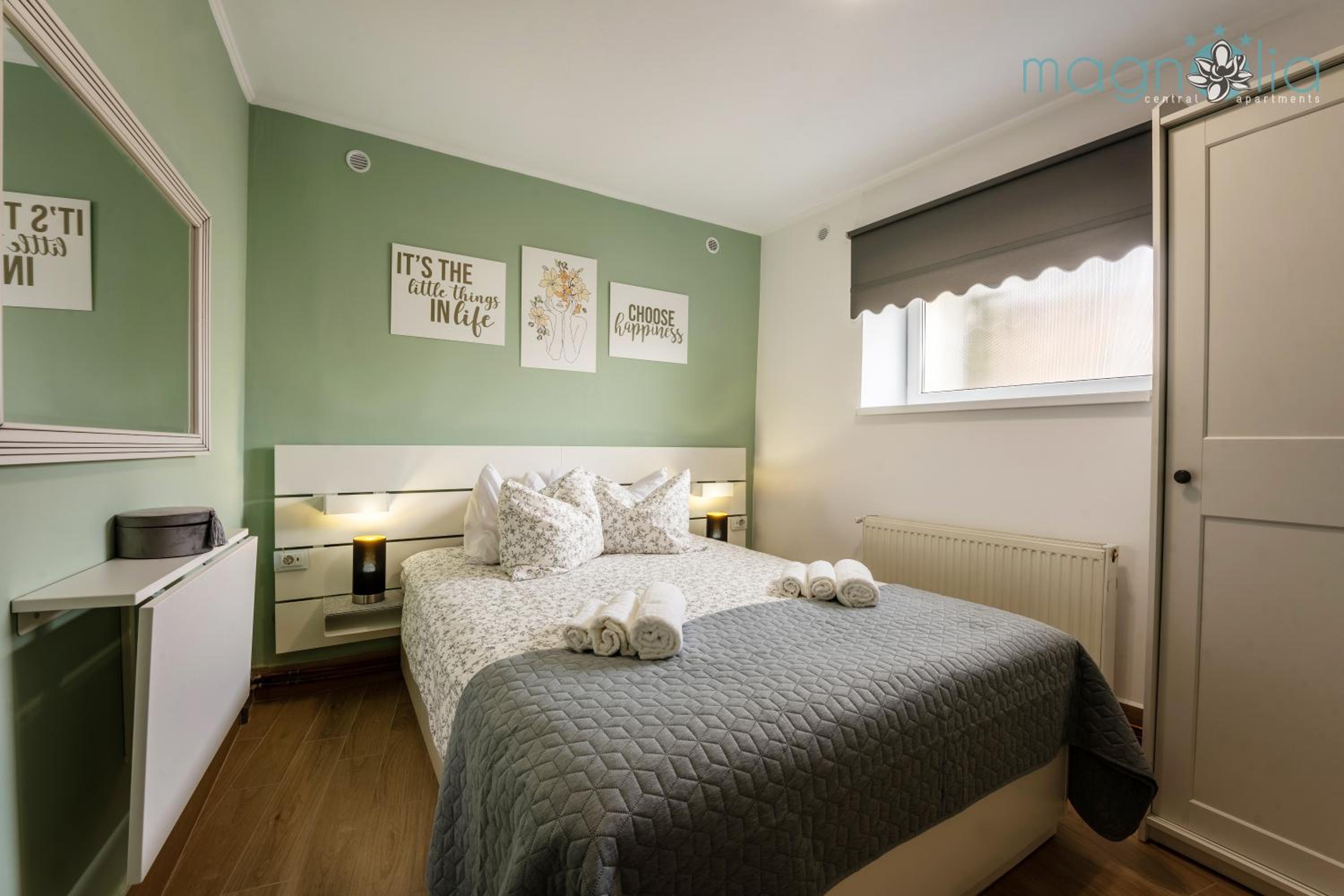 Two-Bedroom Apartment - Photo 4