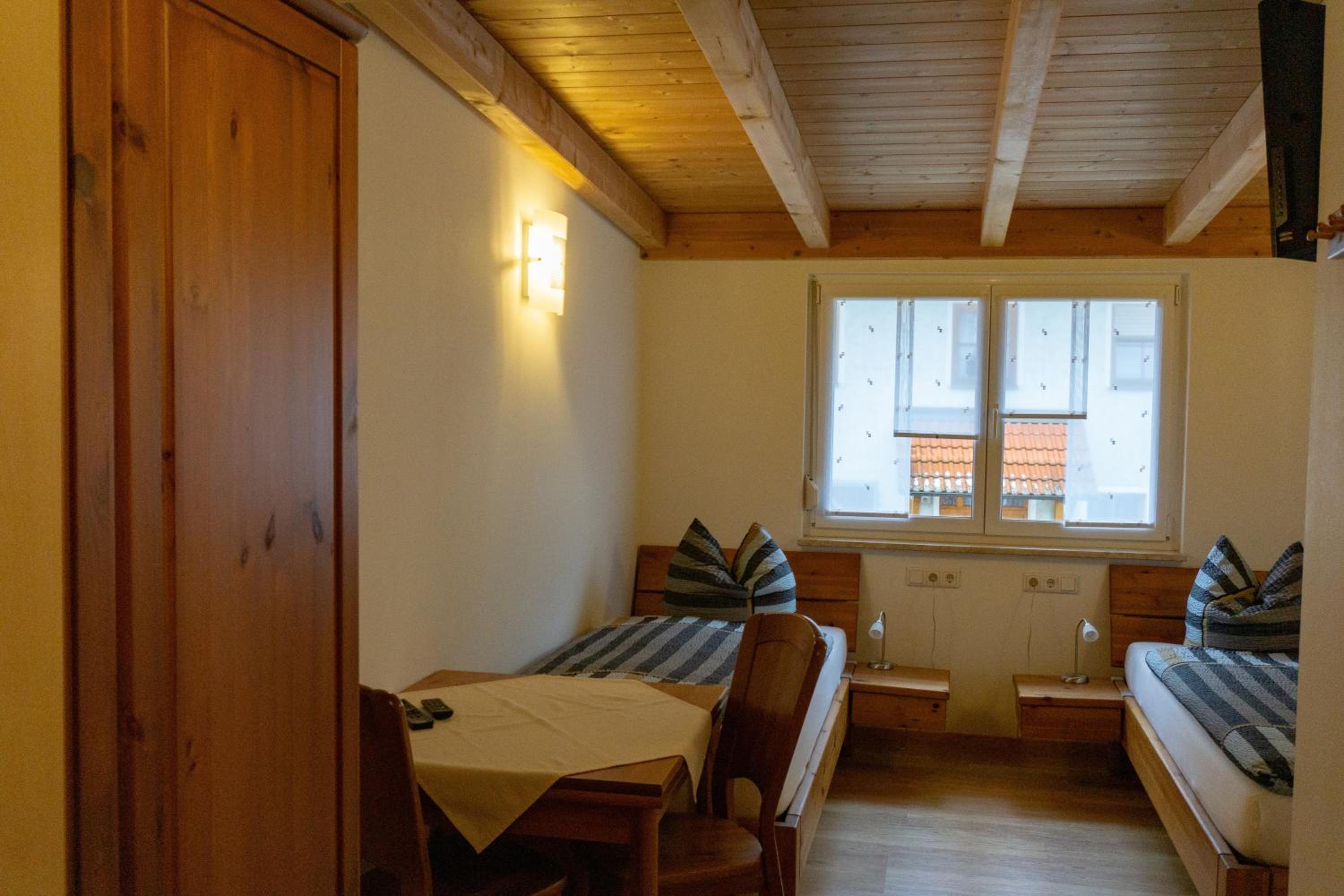 Double Room - Photo 2