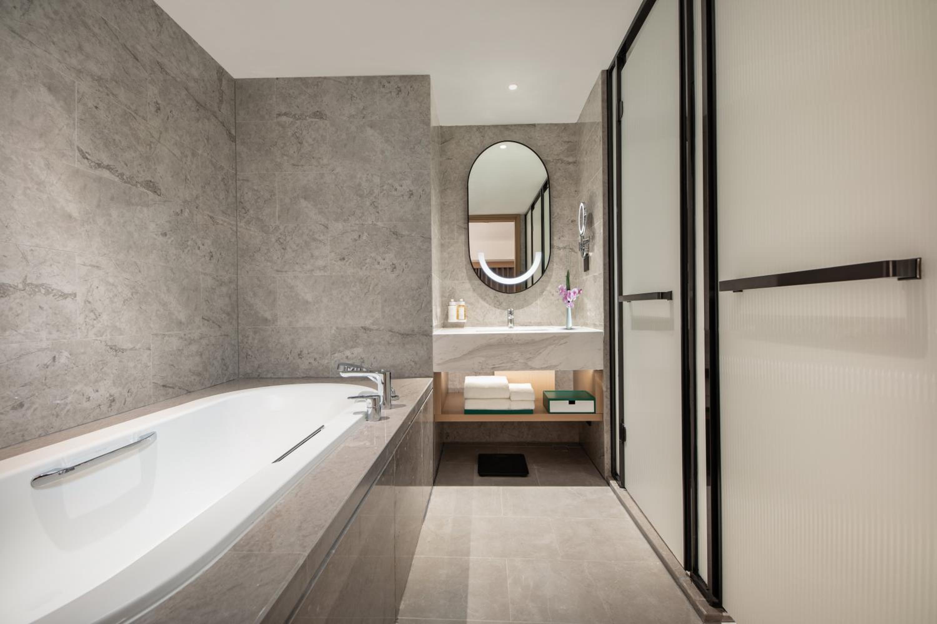 One-Bedroom Suite