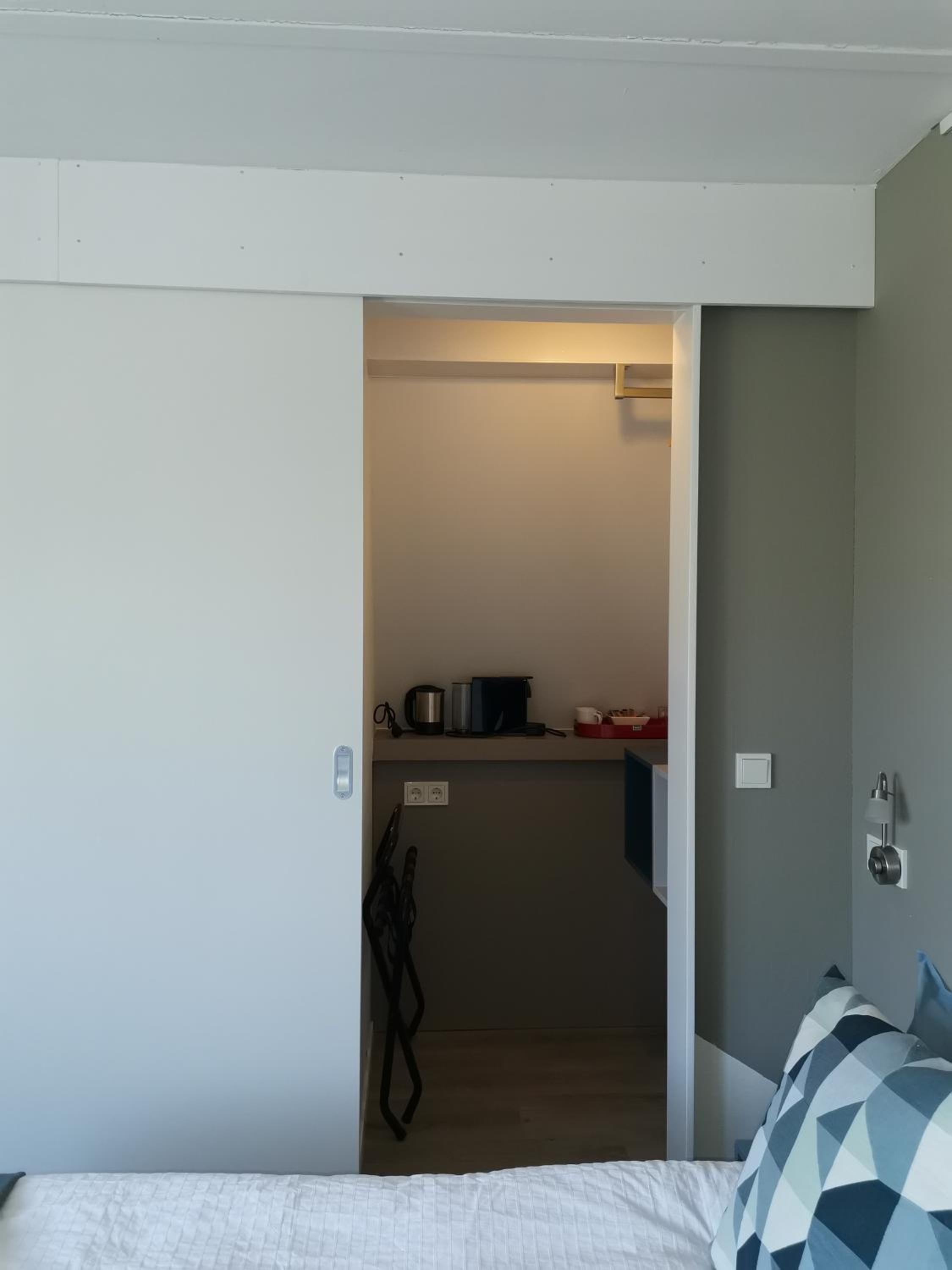 Deluxe Double or Twin Room with Garden View - Photo 10