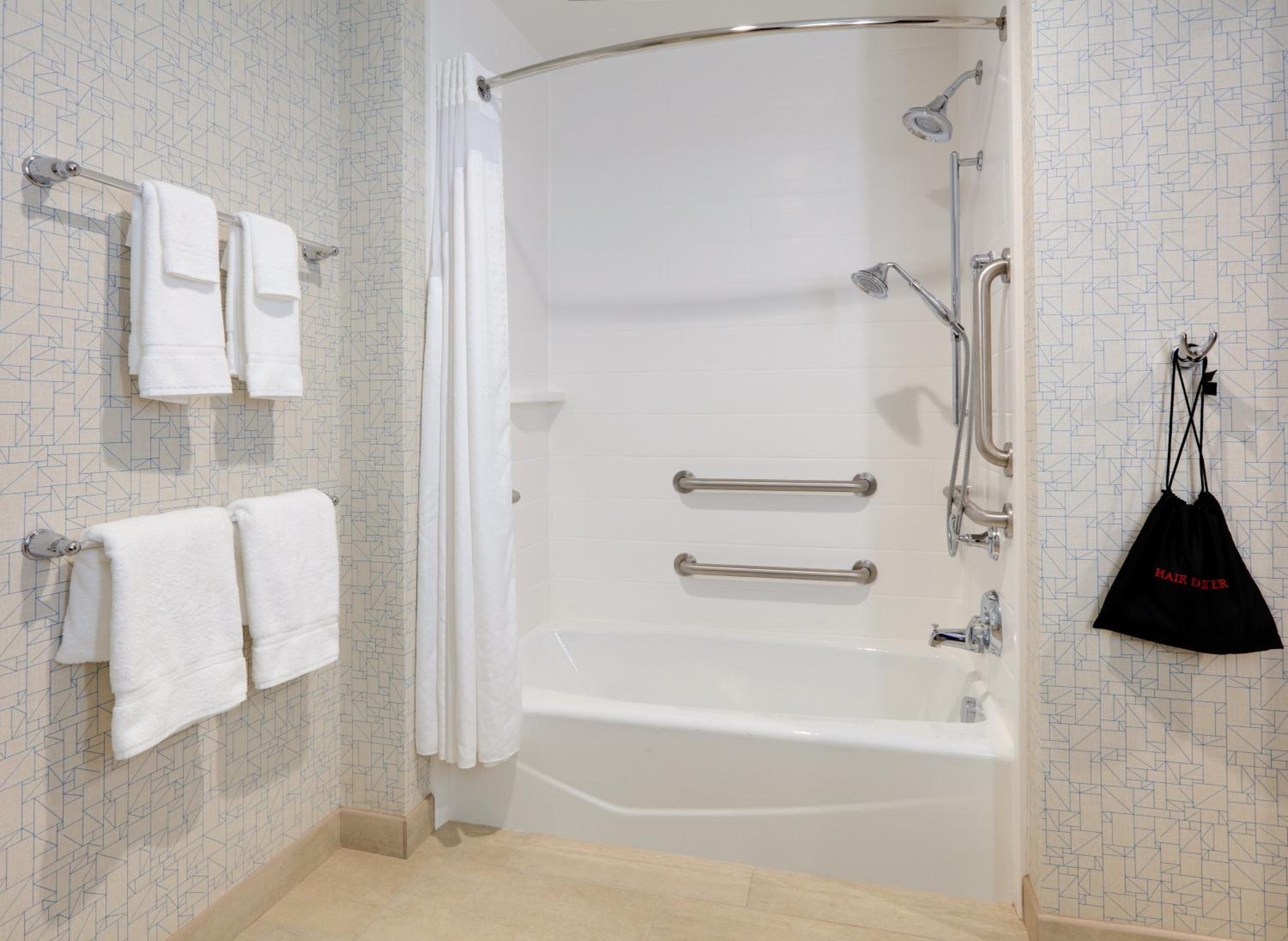 King Room - Hearing Accessible/Non-Smoking  photo 2