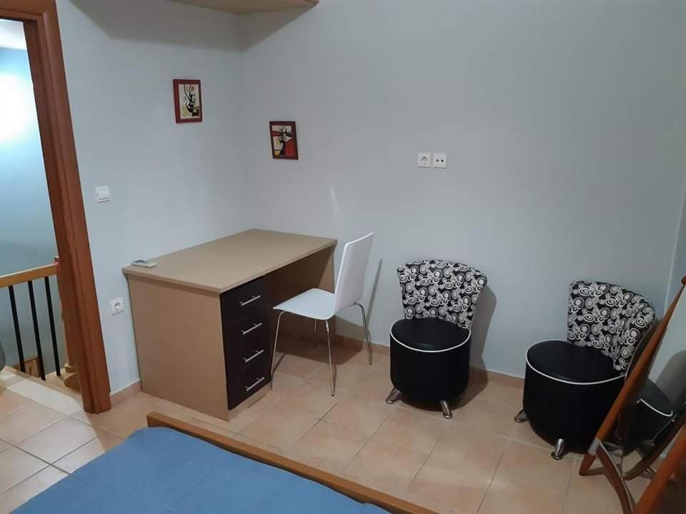 Two-Bedroom House photo 1