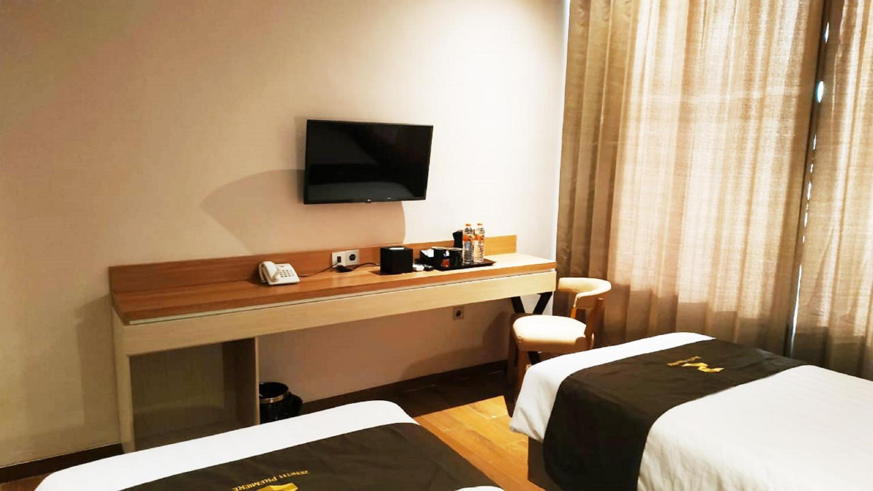 Superior Twin Room - Photo 3