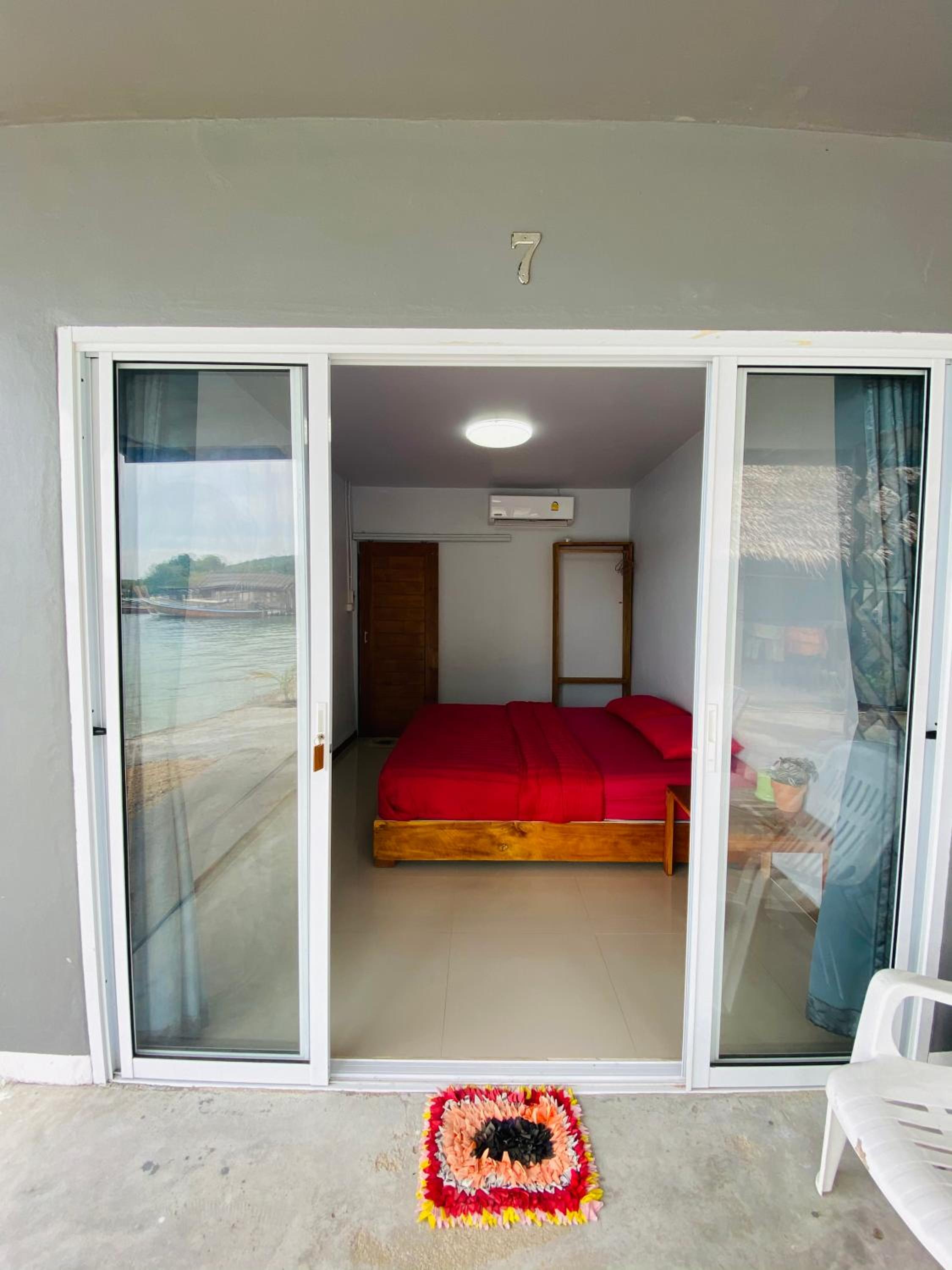Double Room with Sea View photo 1