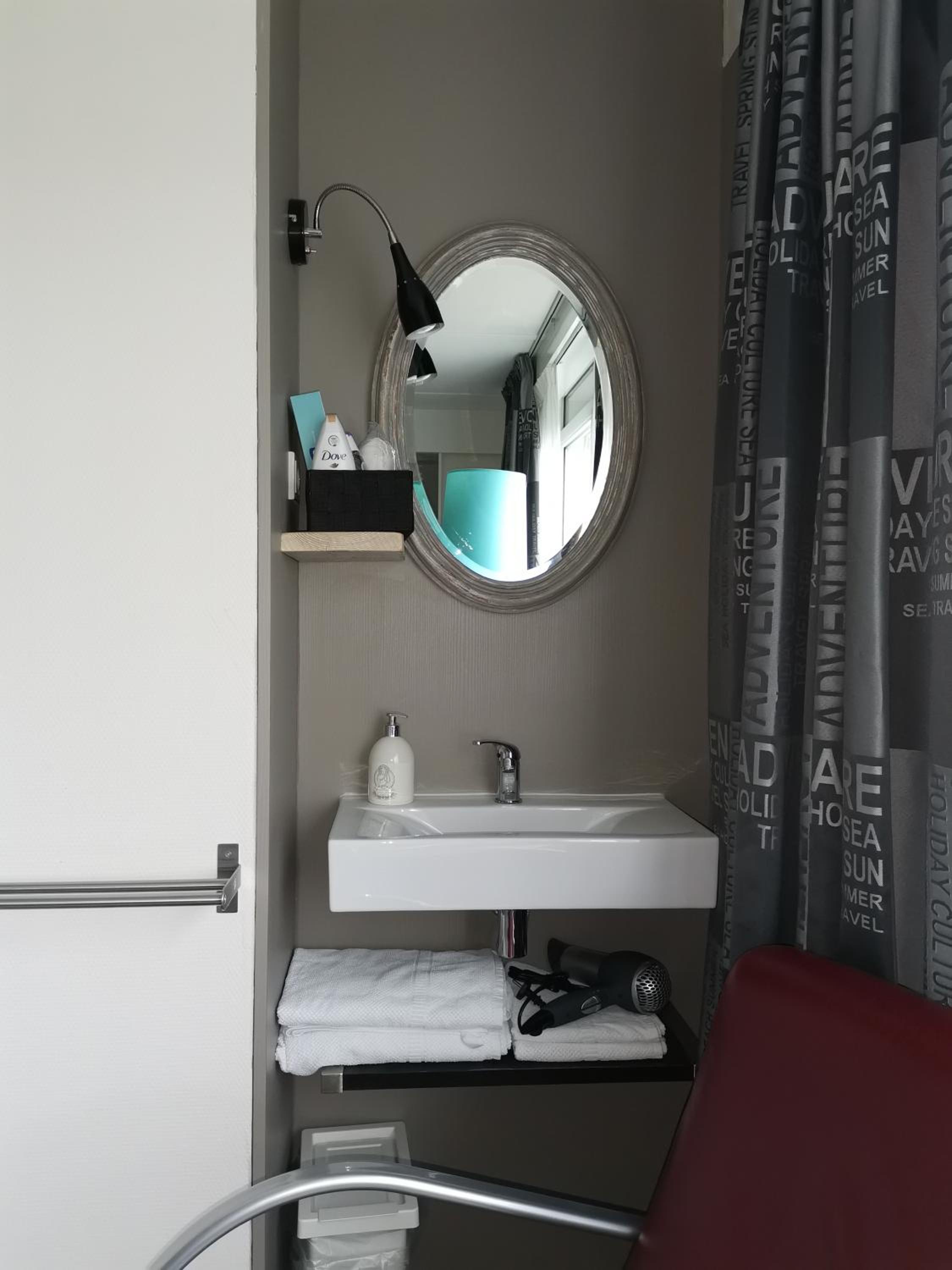 Deluxe Double or Twin Room with Garden View - Photo 15