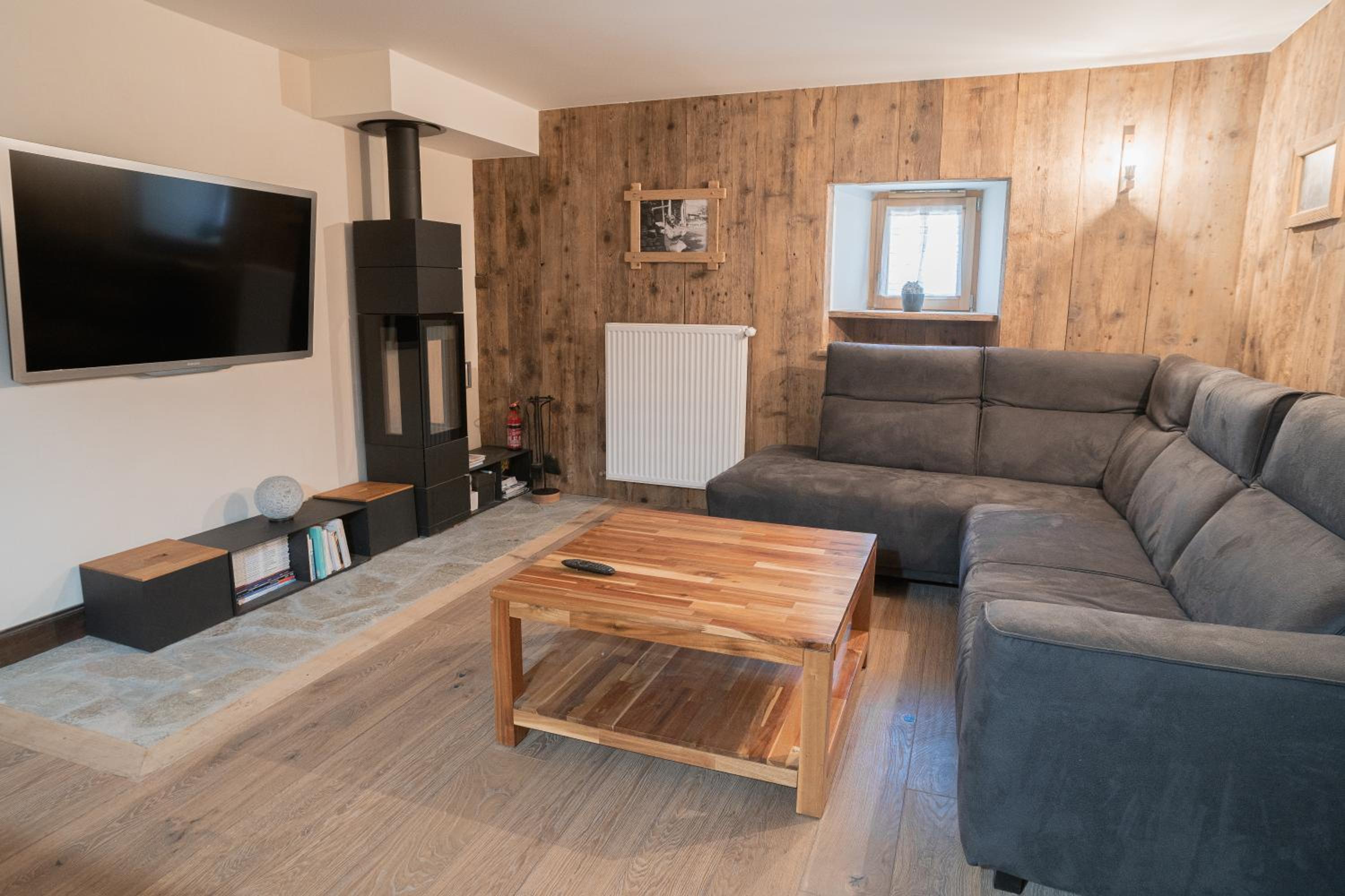 Family Room with Terrace - Photo 10