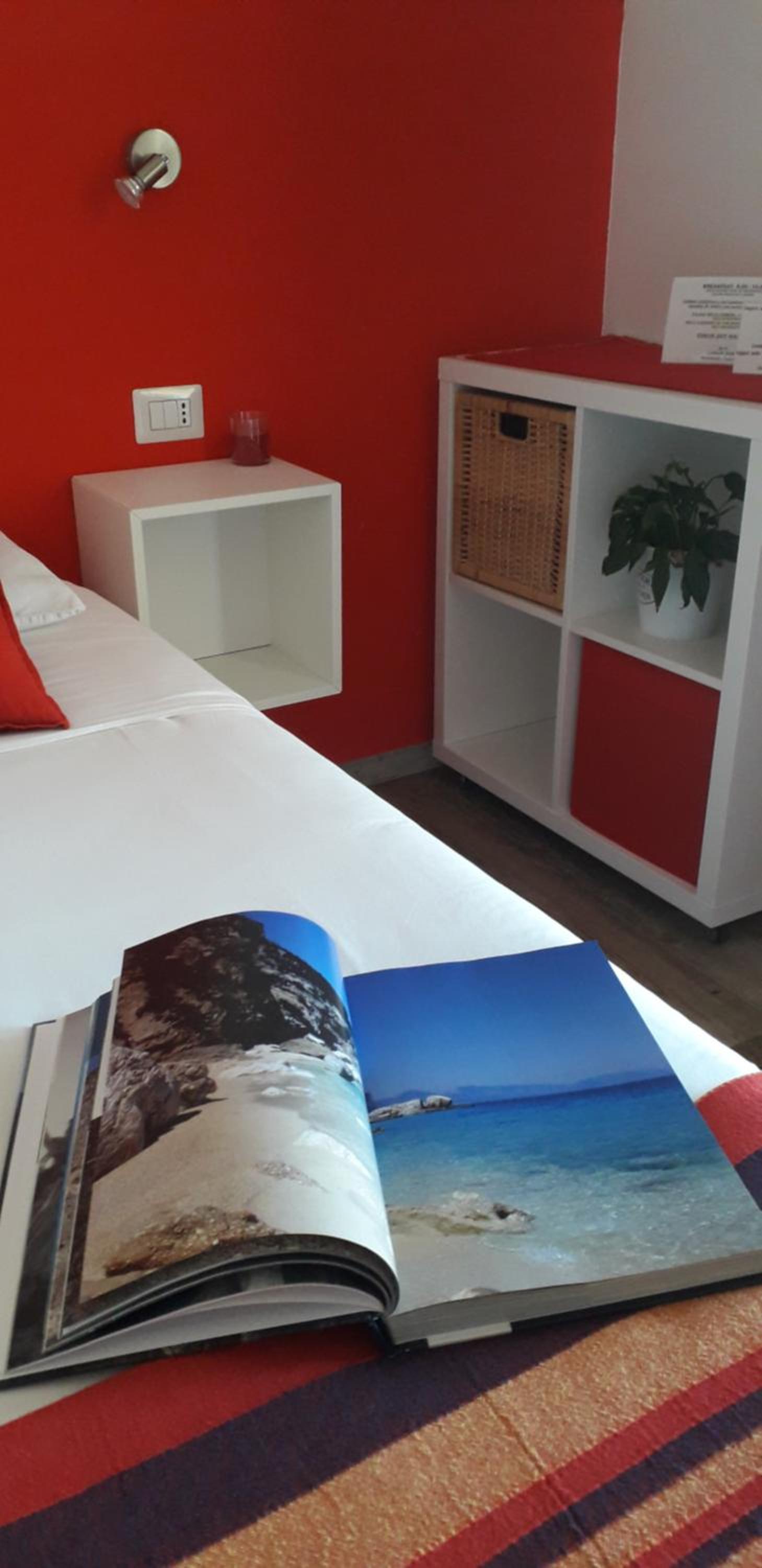 Deluxe Double Room with Balcony - Photo 5