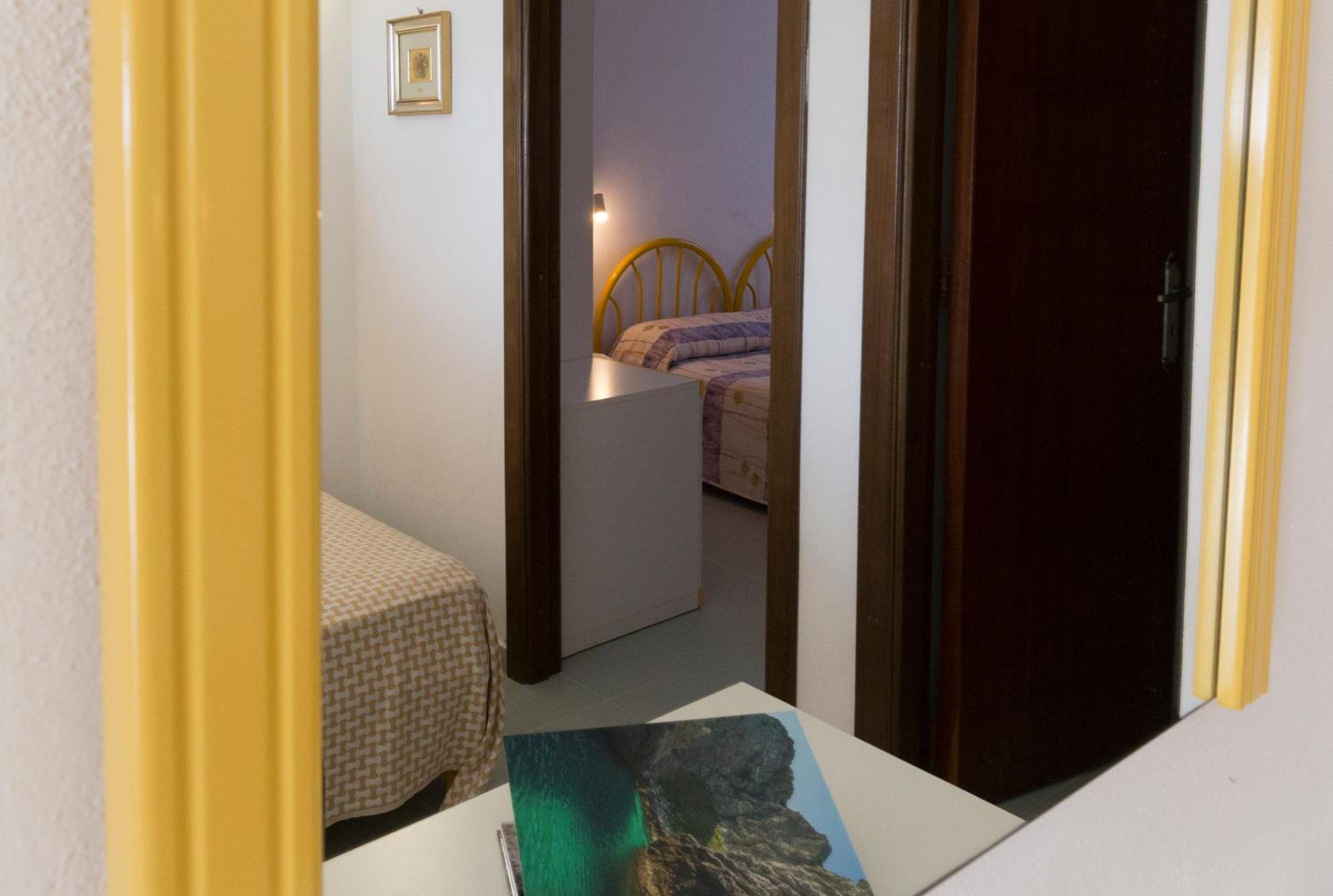 One-Bedroom Apartment (3 Adults) photo 3