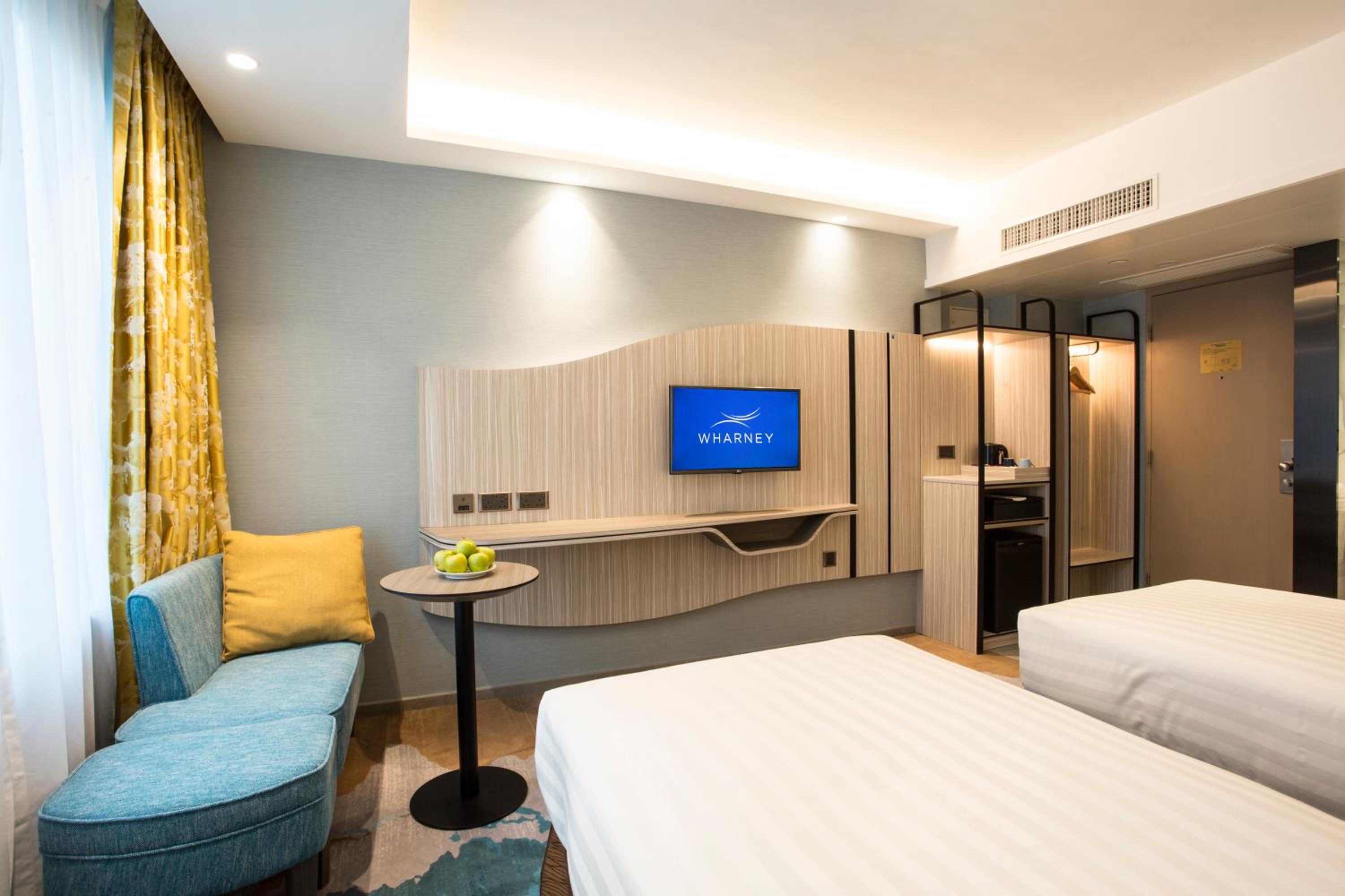 Premier Ocean with Twin Beds thumbnail 6