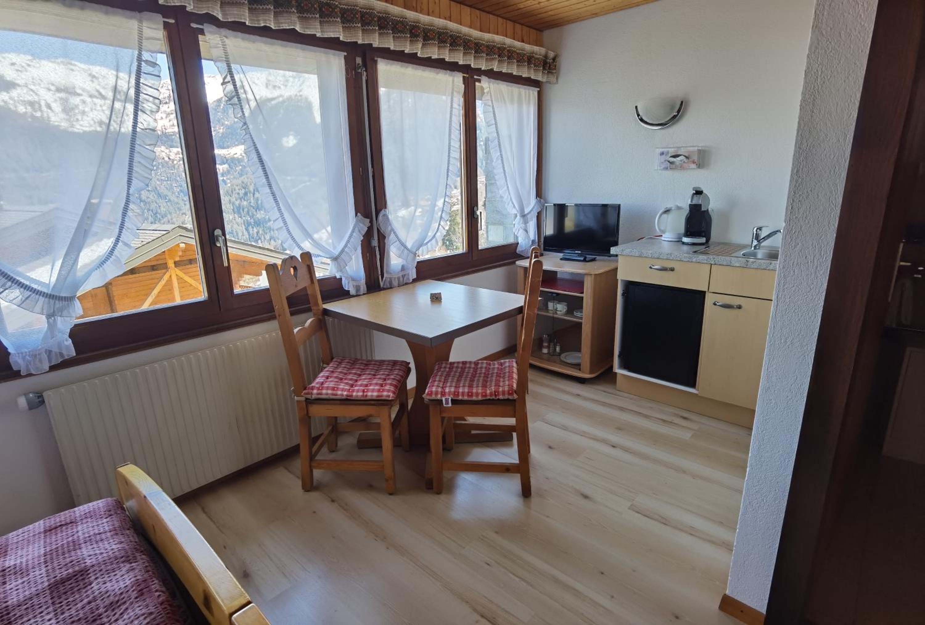 Double Room with Private Bathroom photo 3