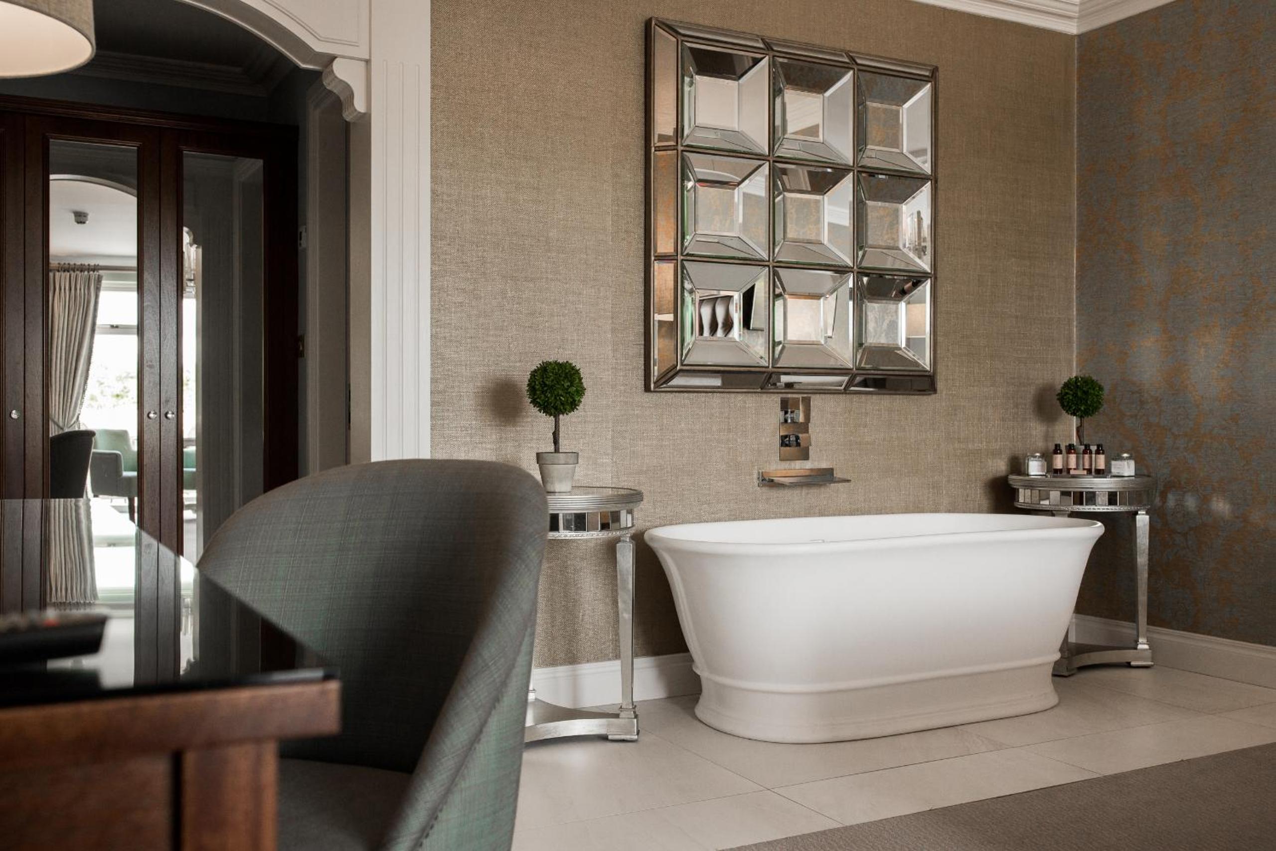 Suite with Terrace - Photo 3