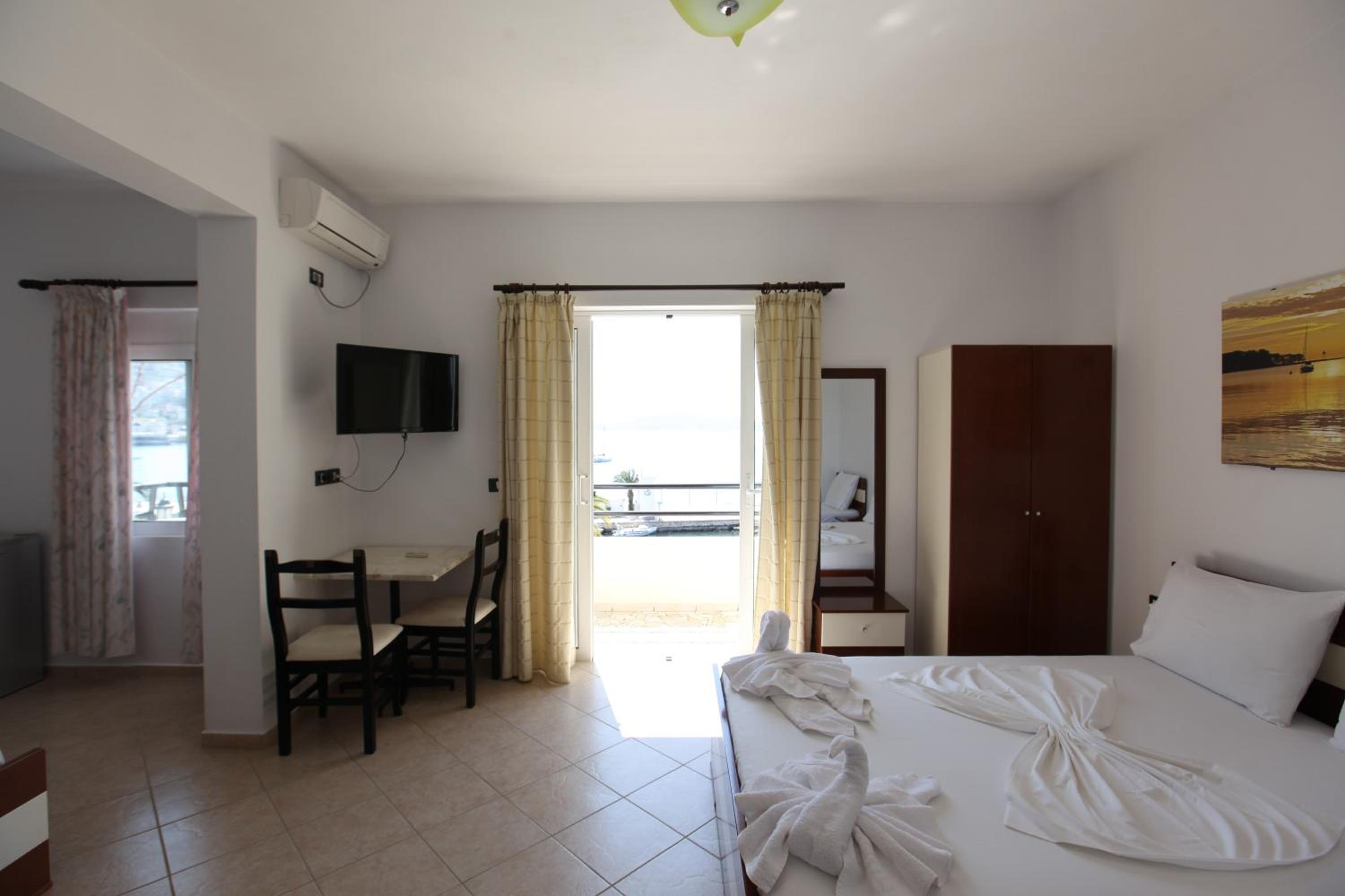 Quadruple Room with Sea View photo 1