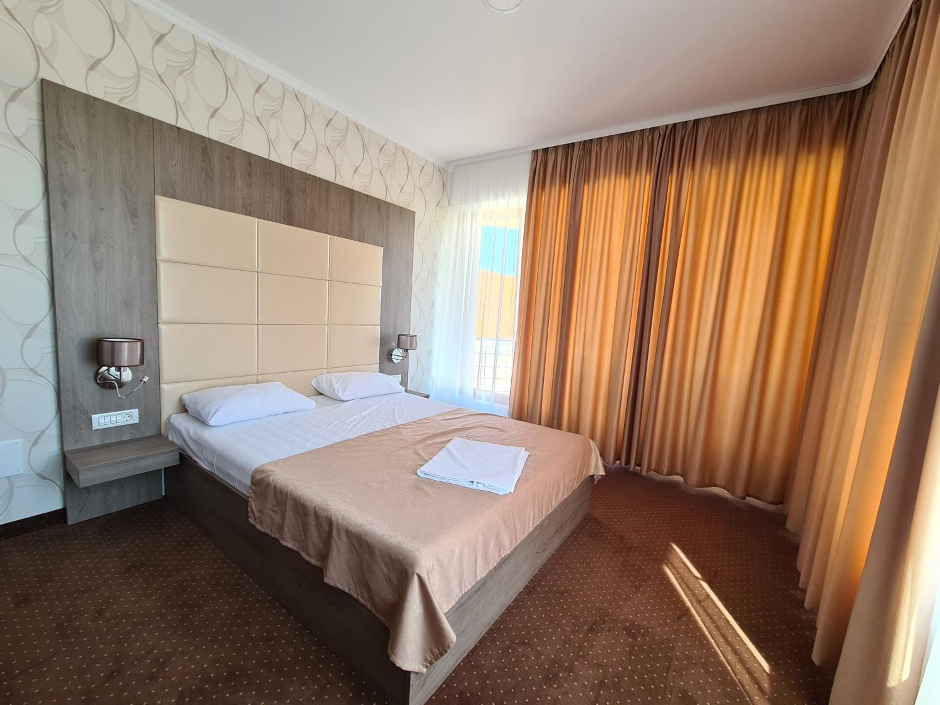 Standard Twin/Double Room photo 1