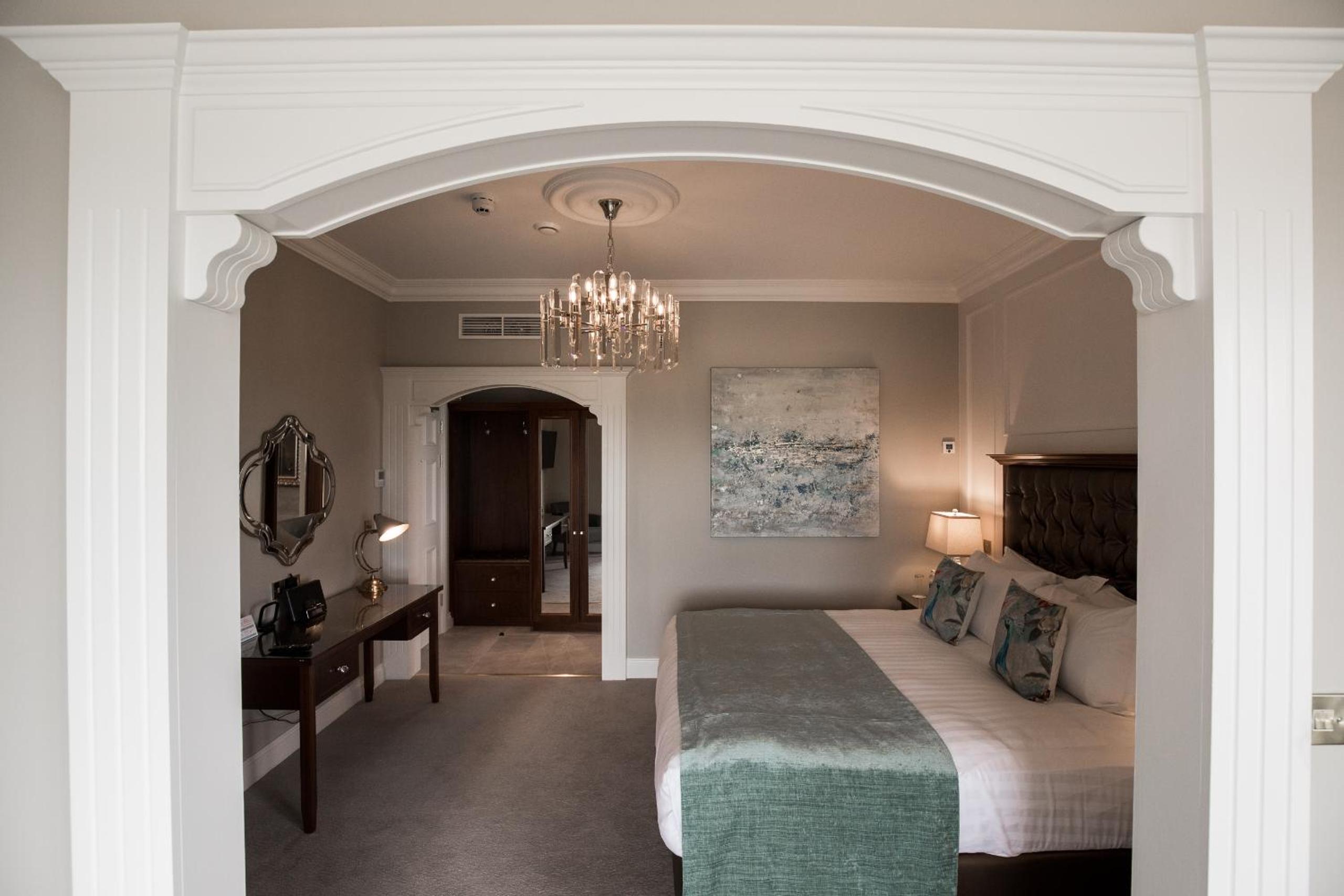 Suite with Balcony - Photo 3