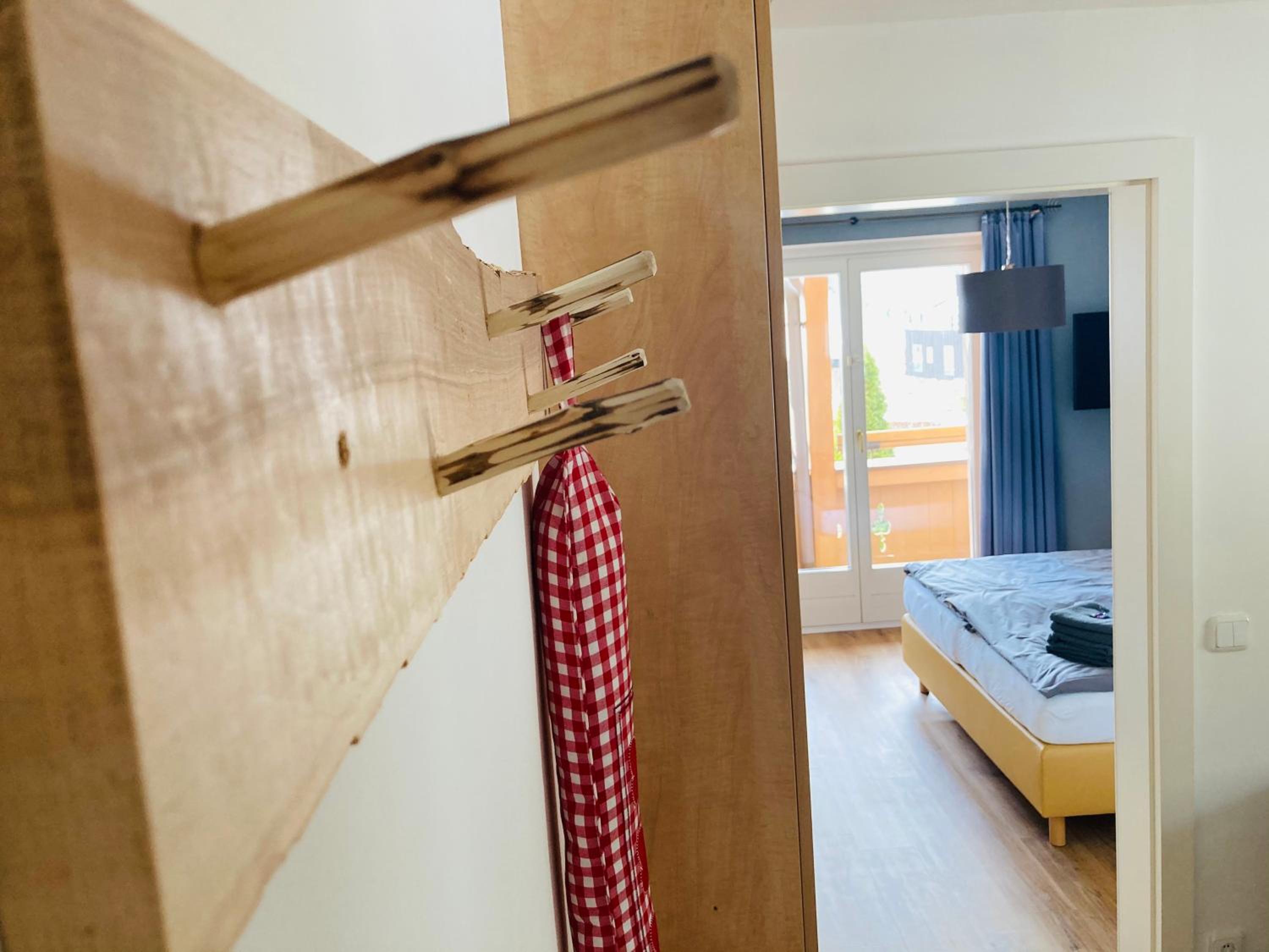 Superior One-Bedroom Apartment