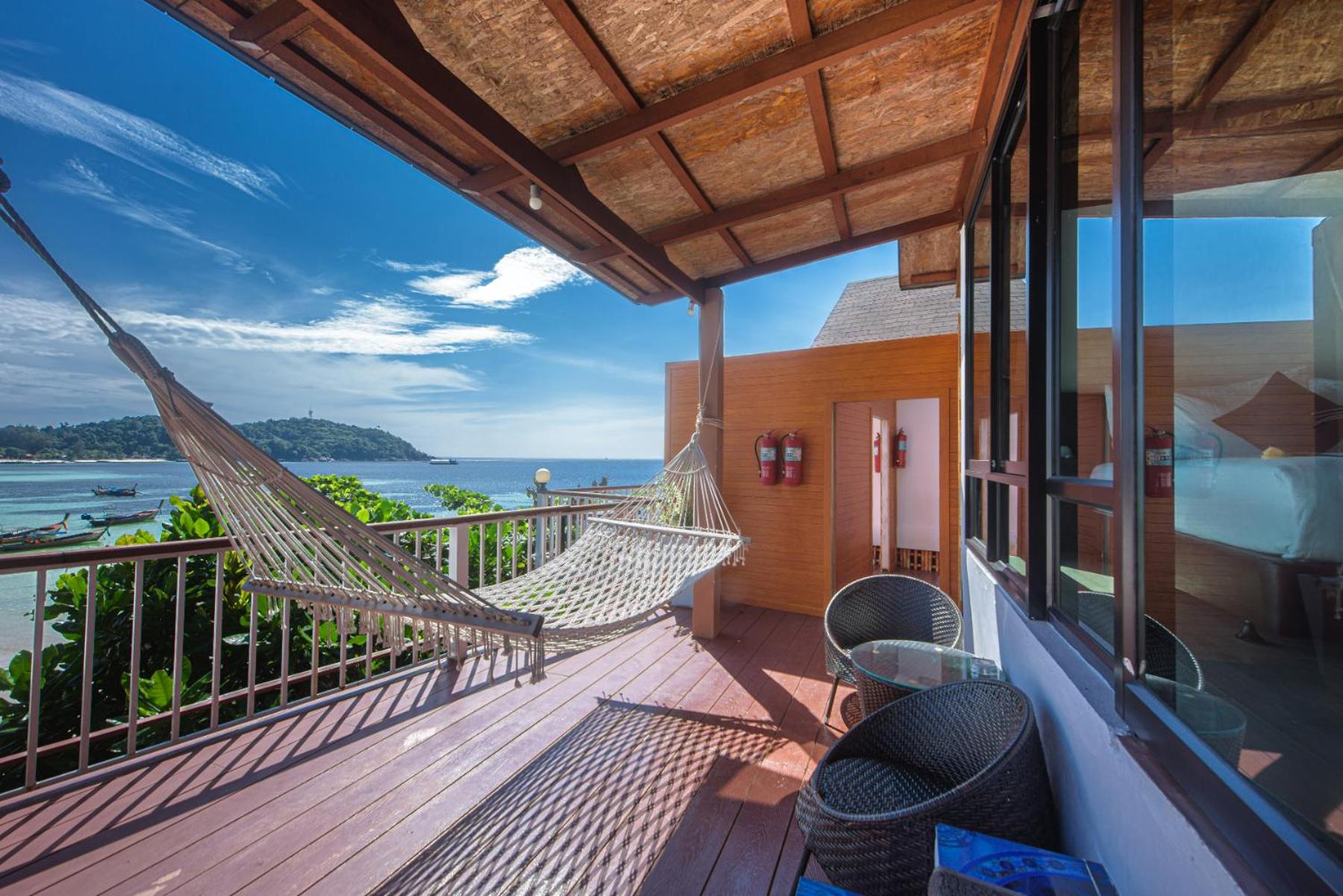 Deluxe Bungalow with Sea View photo 2