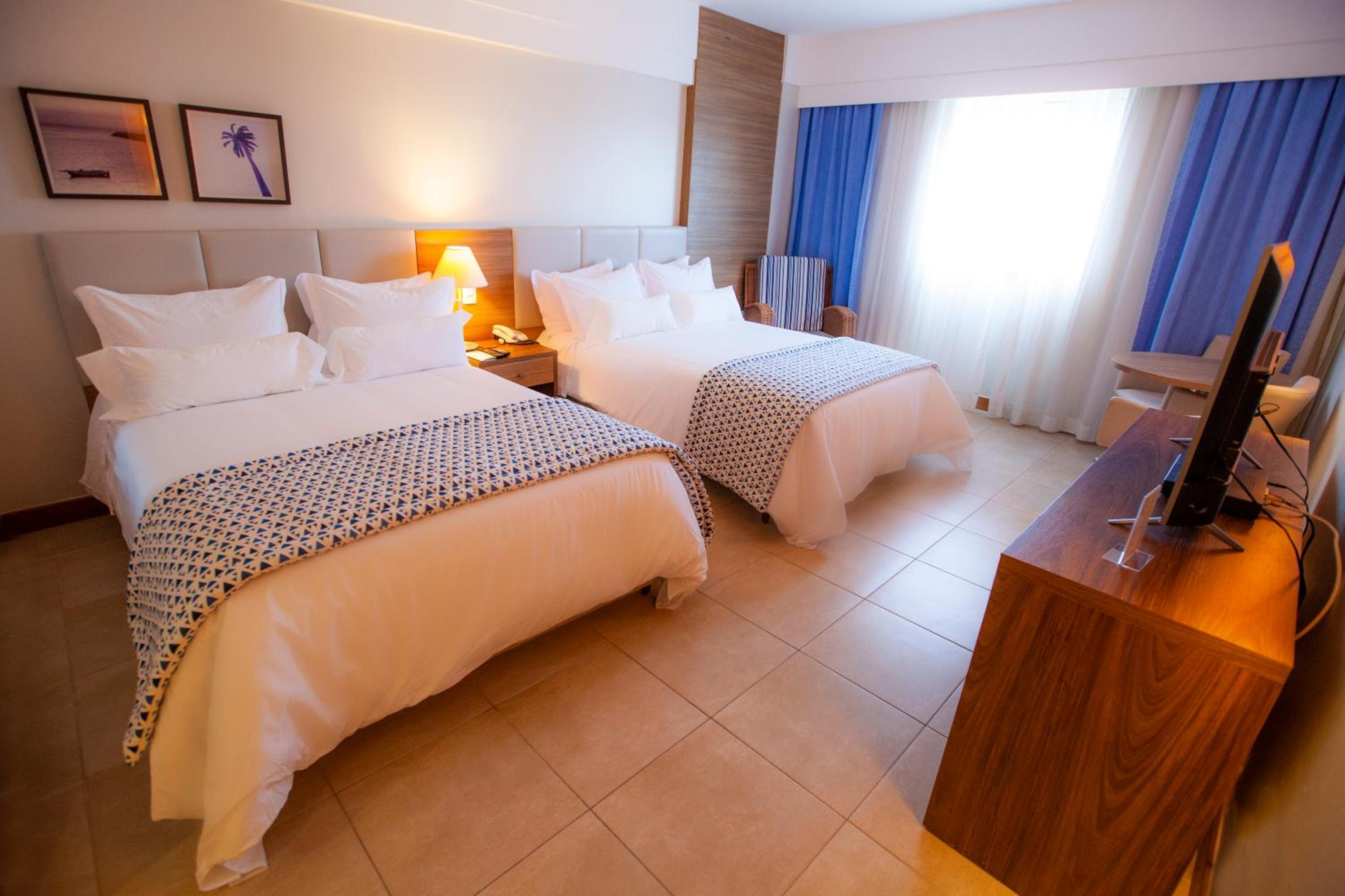 Superior Room with Two Double Beds and City View