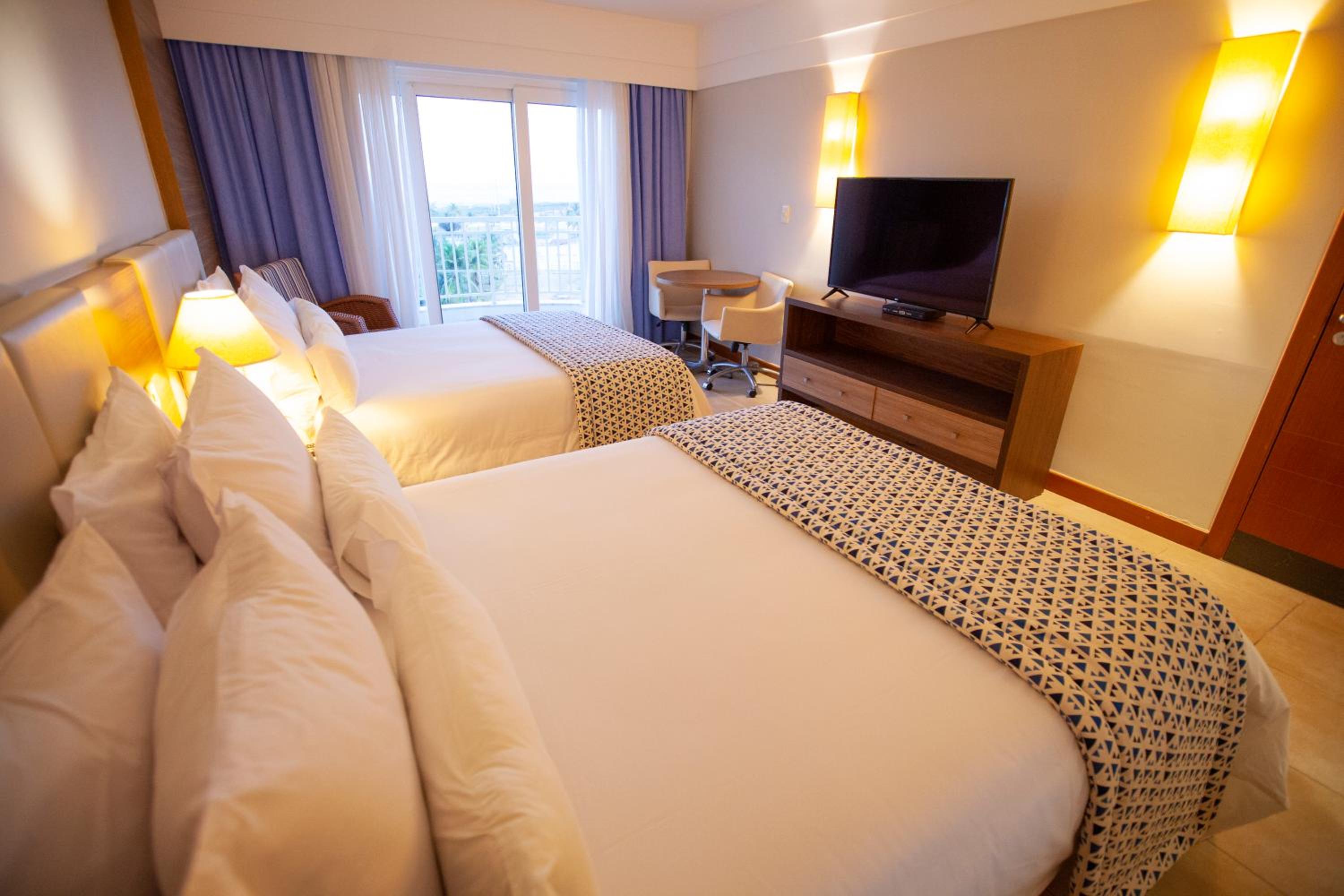 Deluxe Quadruple Room - Photo 2