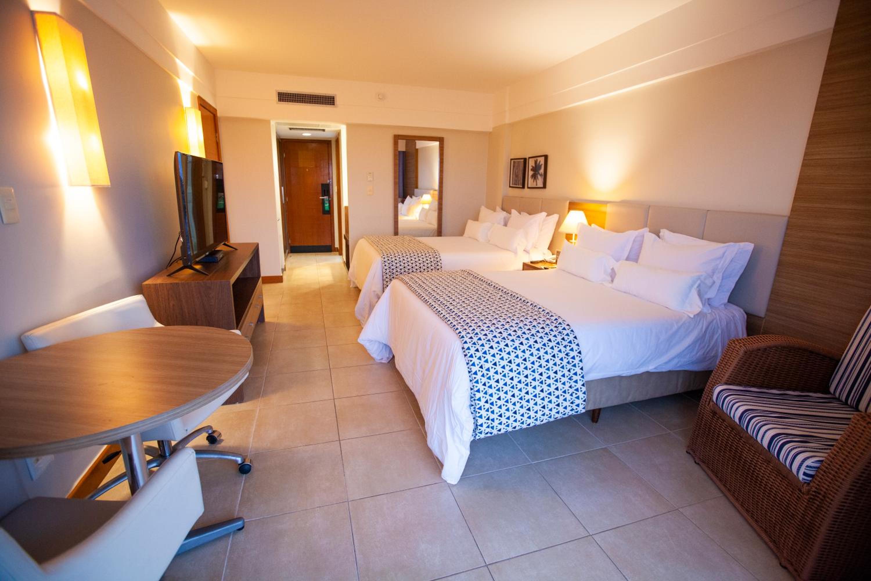 Deluxe Quadruple Room - Photo 1