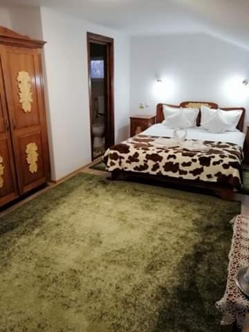 Standard Queen Room - Photo 2
