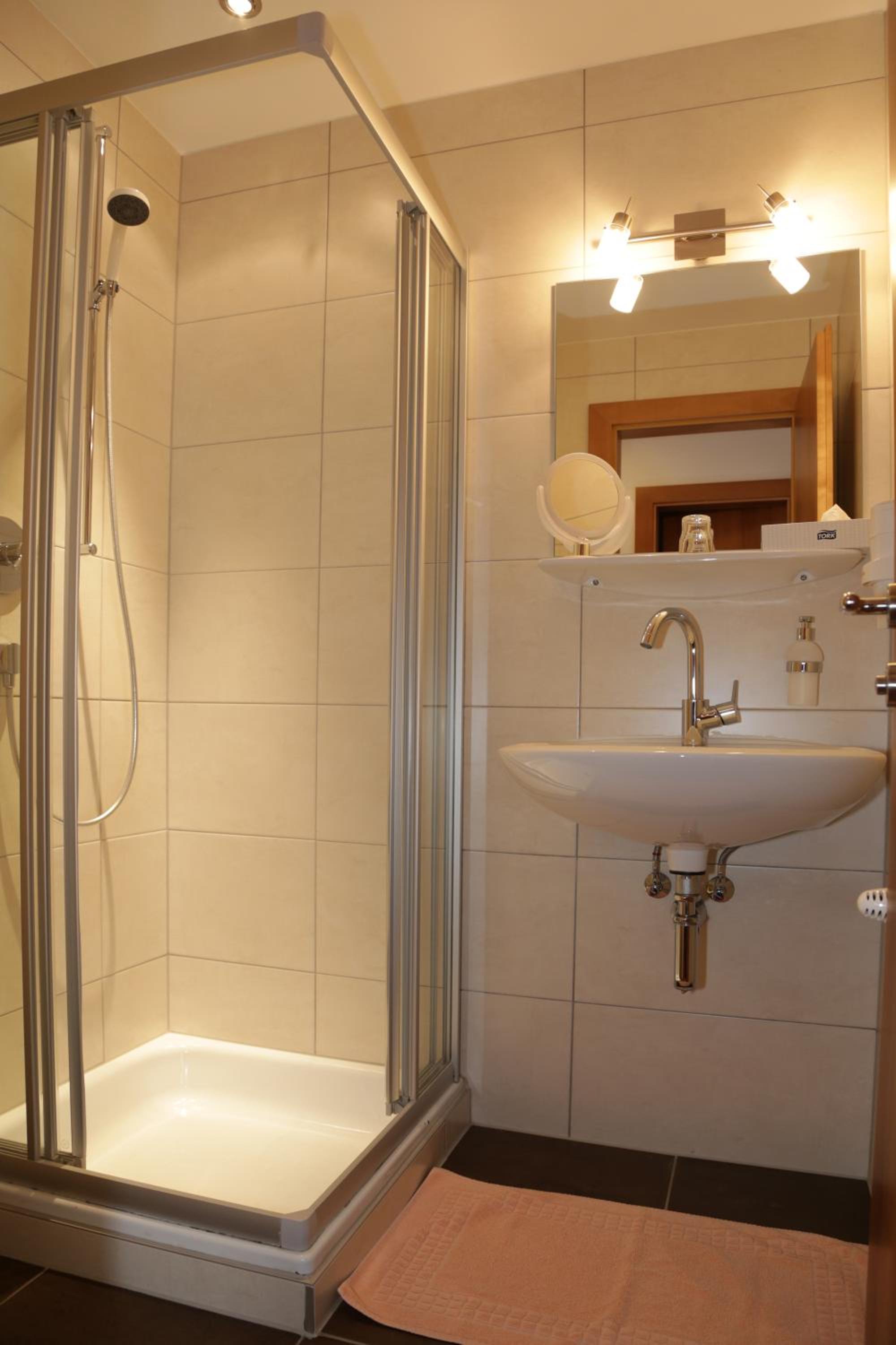 Single Room with Balcony photo 2