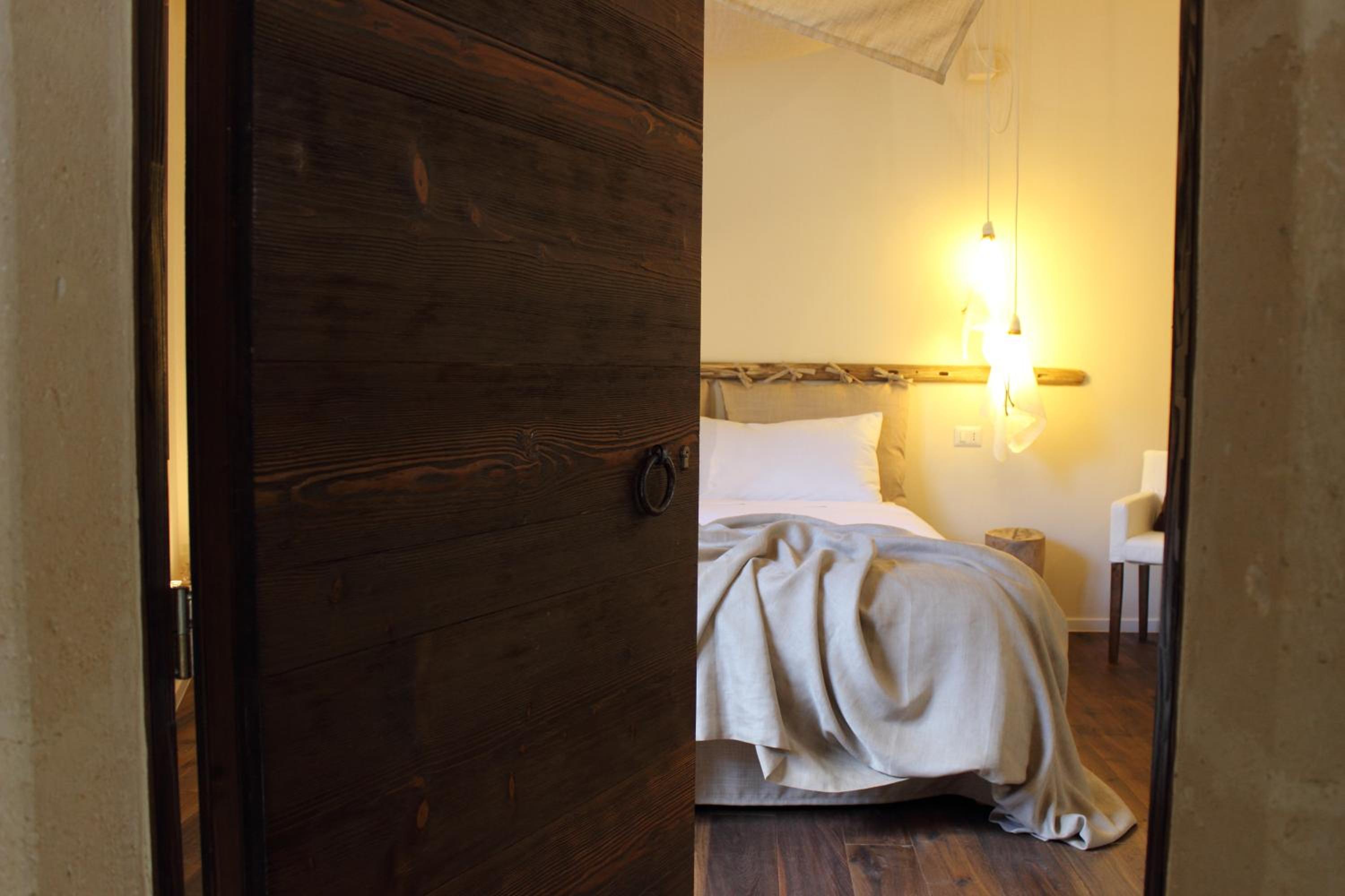 Double Room - Photo 5