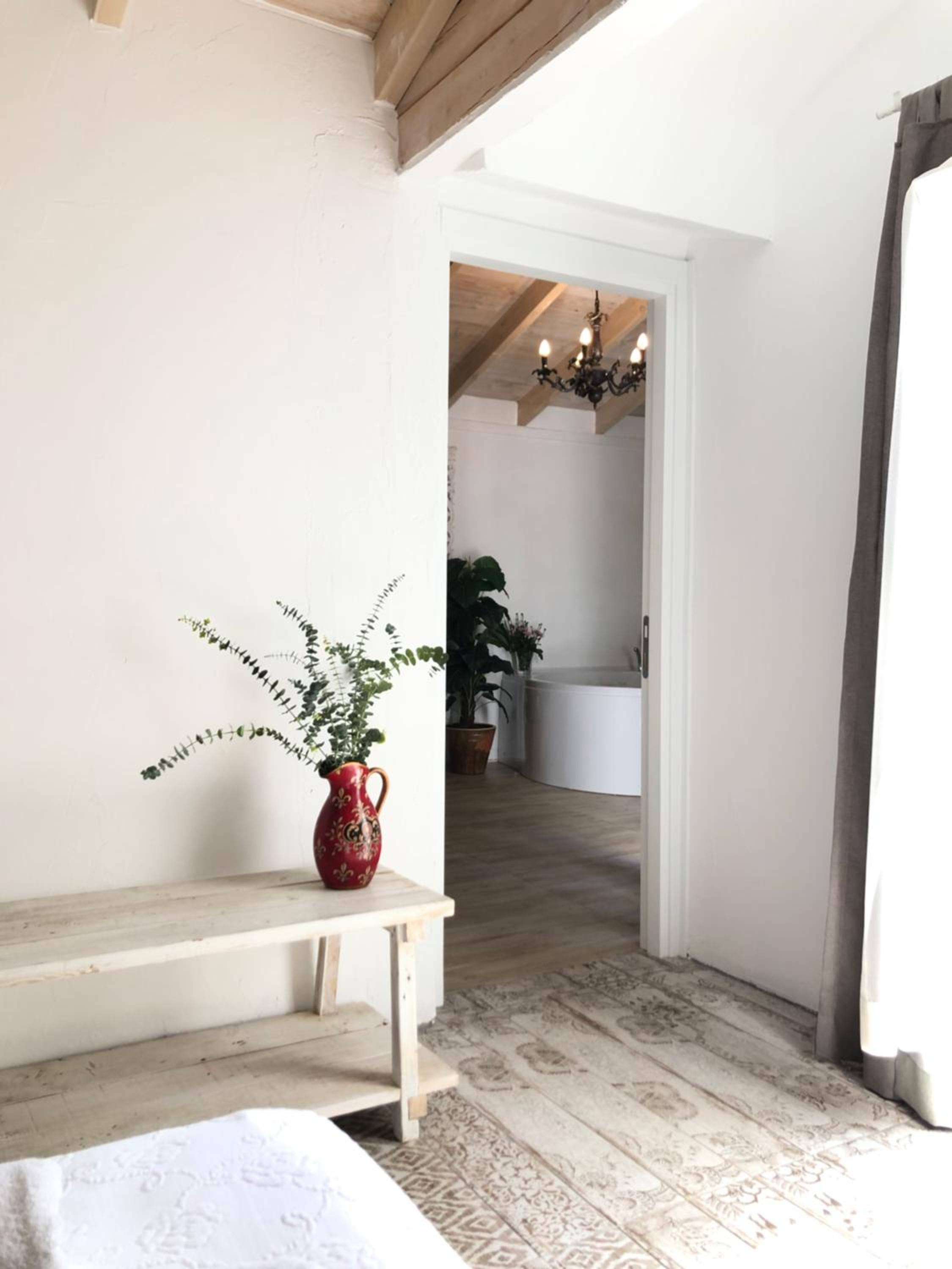 Double Room with Spa Bath - Photo 1