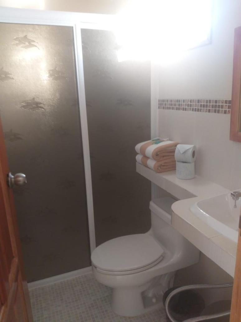 Superior Twin Room with Sea View - Photo 8