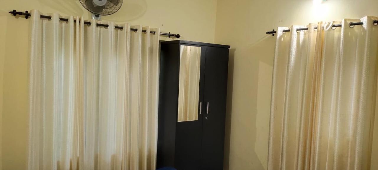Standard Double Room photo 3