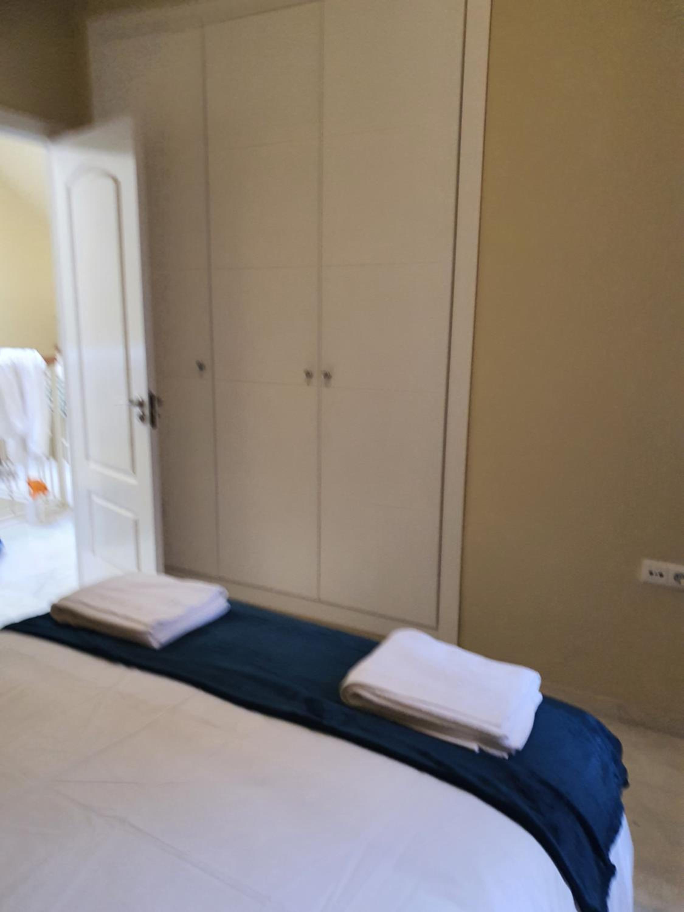 Deluxe Room - Photo 3
