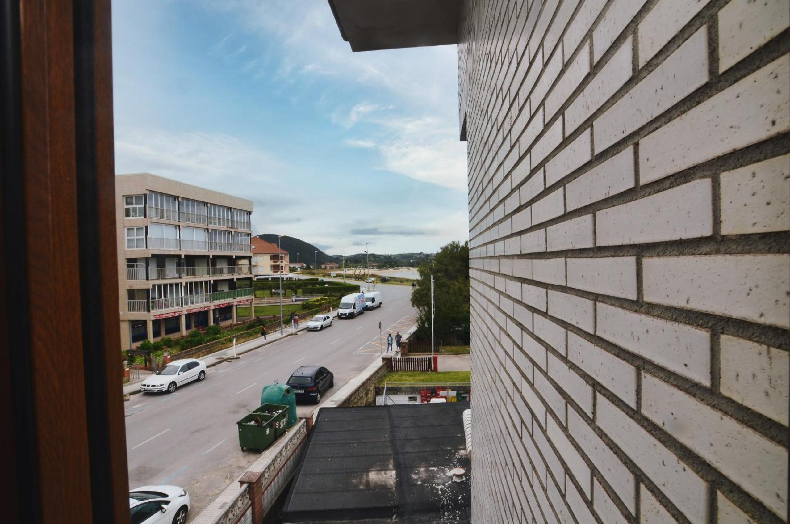 Two-Bedroom Apartment with Sea View photo 2