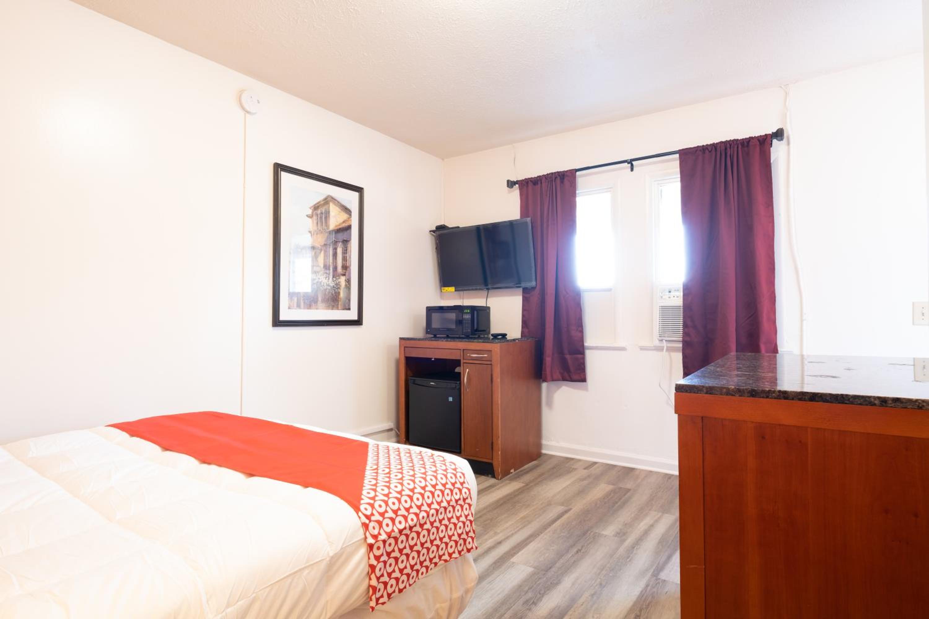 Queen Room - Photo 3