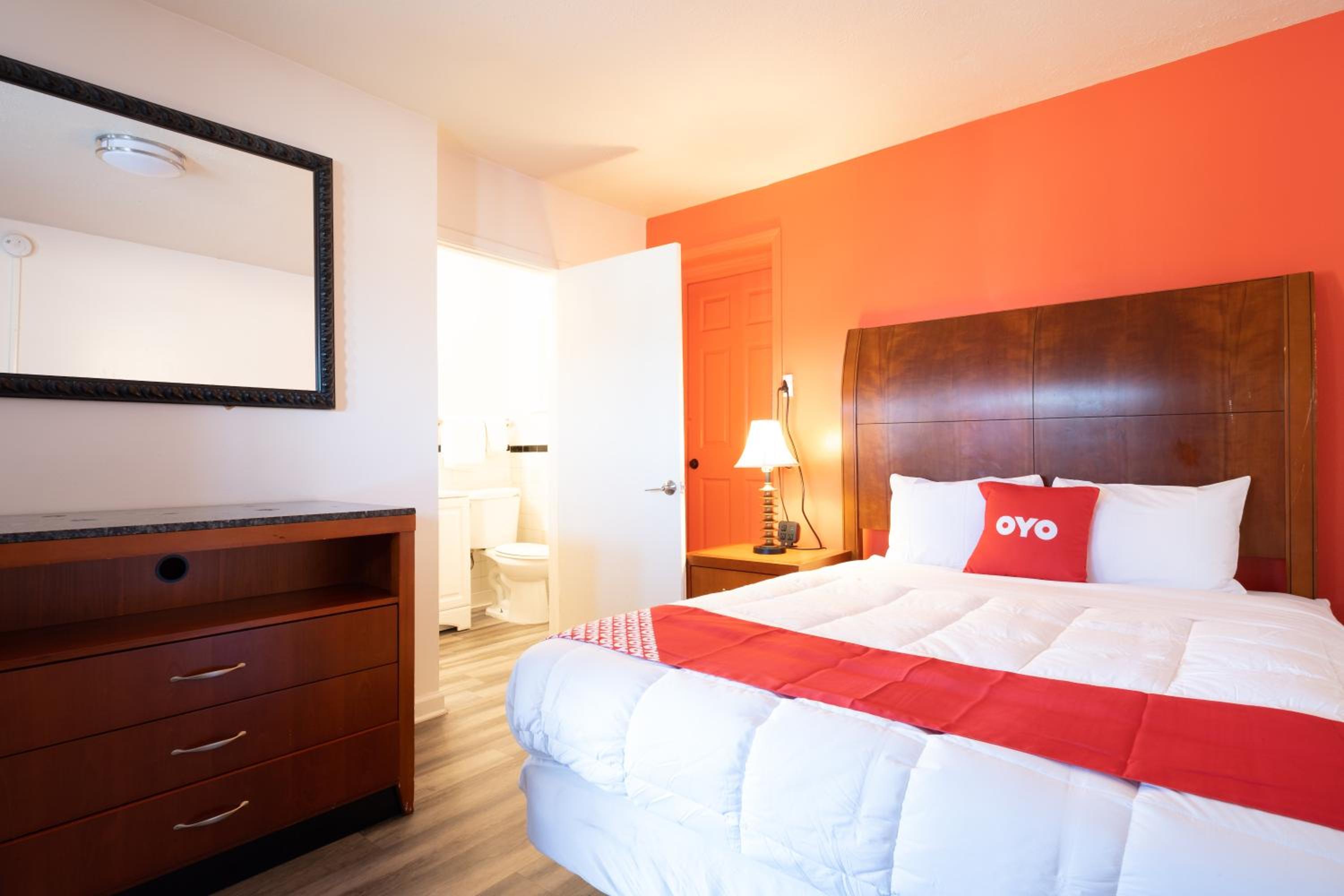 Queen Room - Photo 1