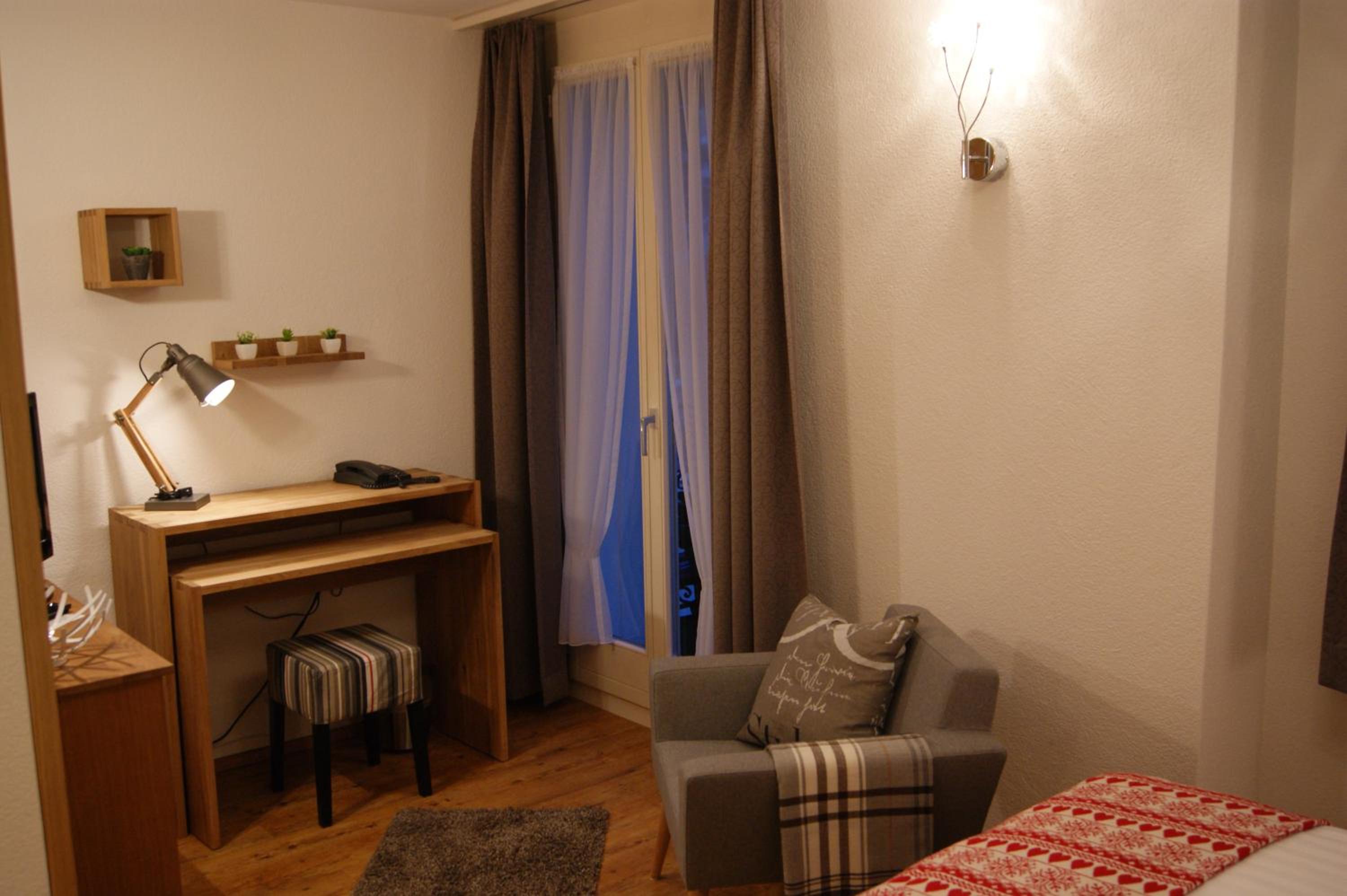 Single Room photo 3