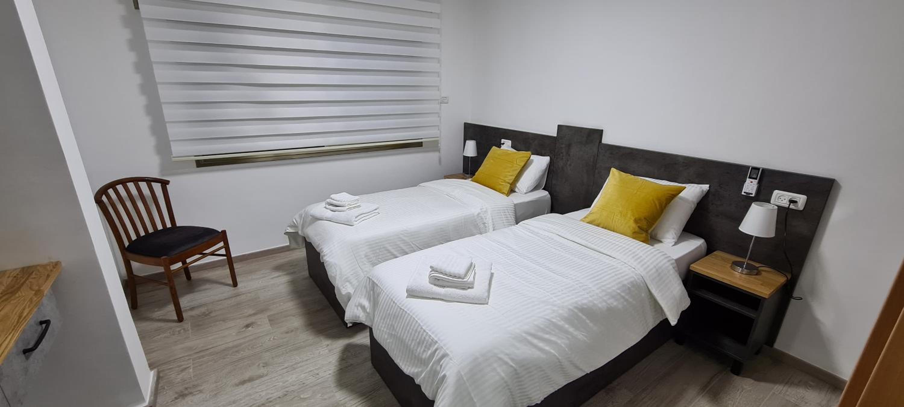 Deluxe Double or Twin Room - Photo 16