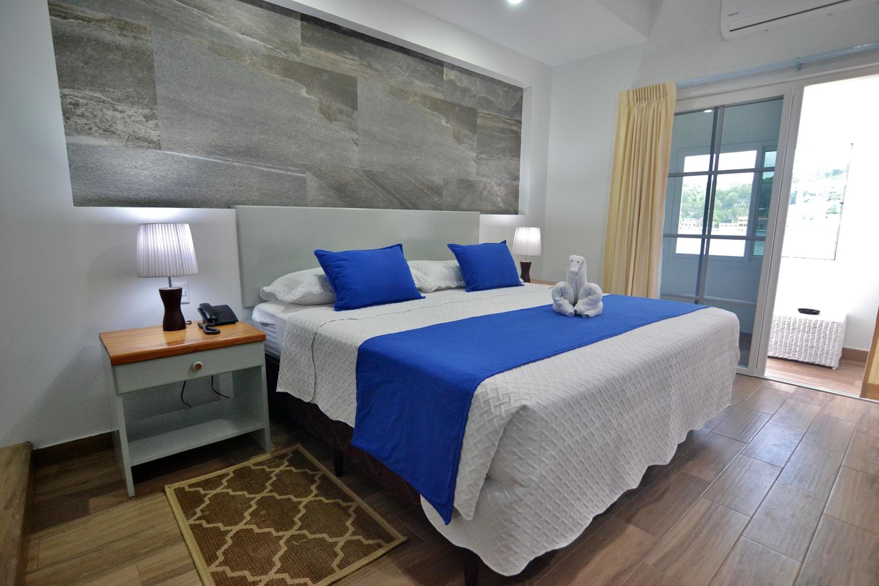 Double Room with Lake View photo 3